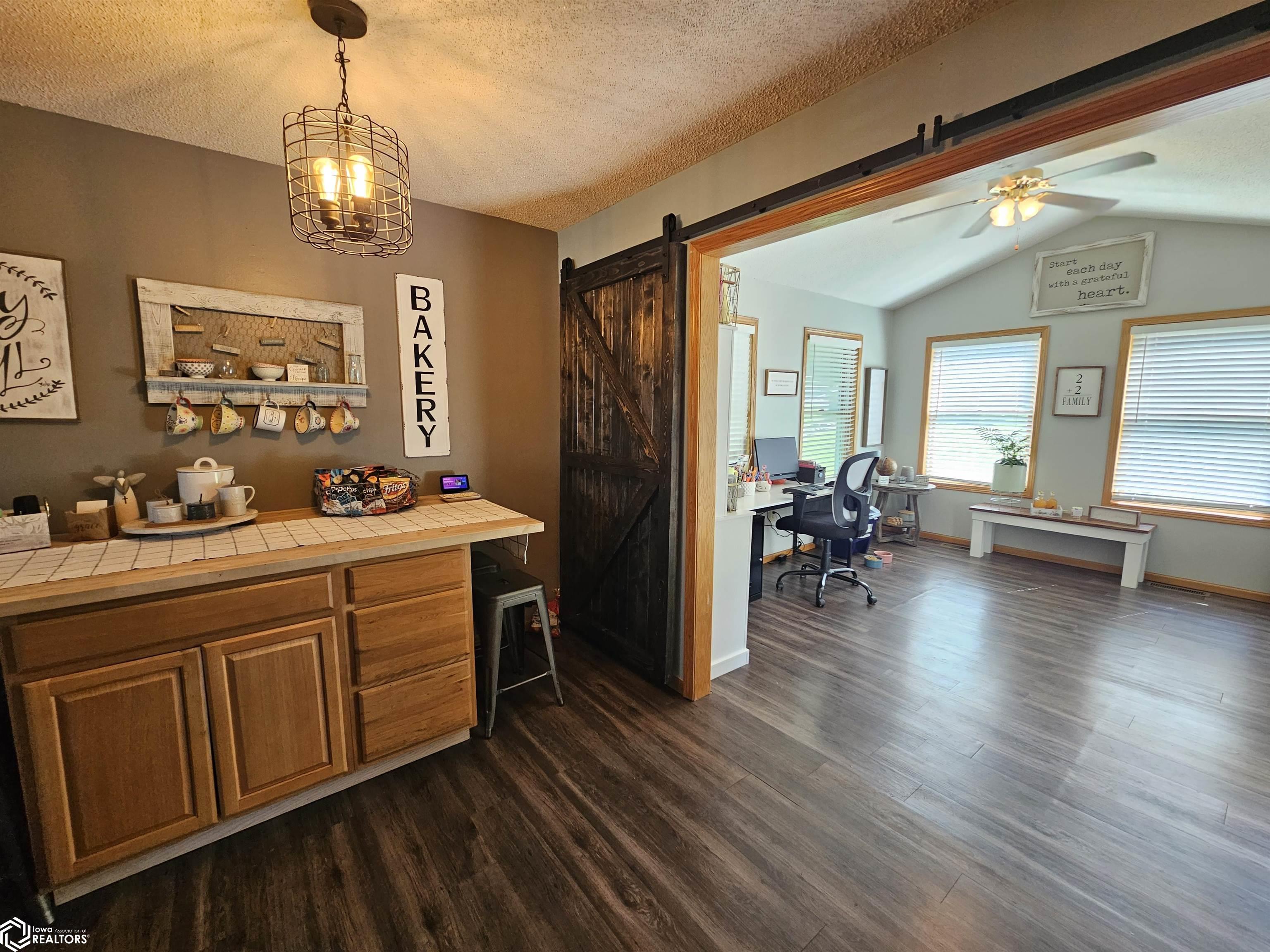 1102 Skyline Drive, Carroll, Iowa image 10