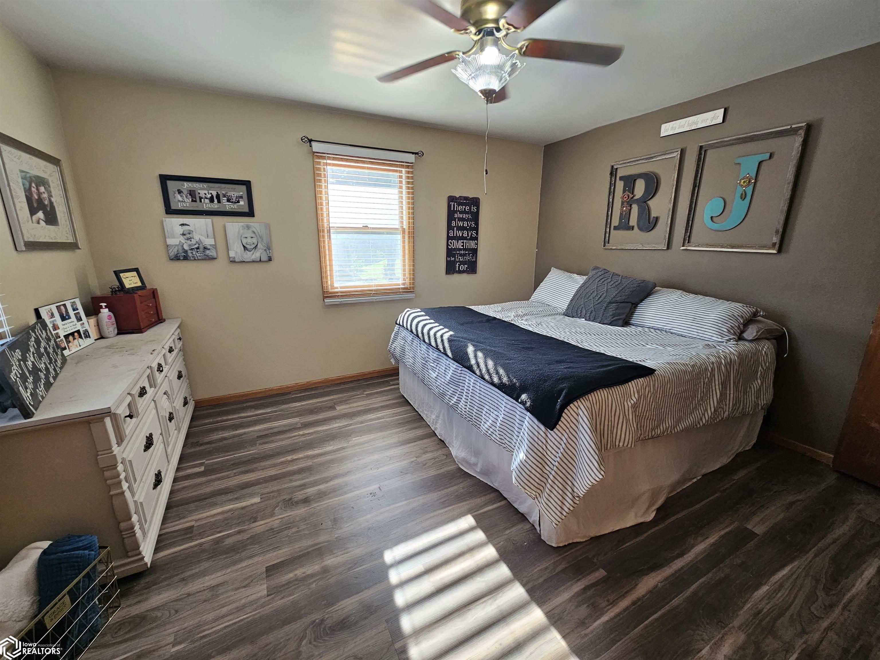 1102 Skyline Drive, Carroll, Iowa image 17