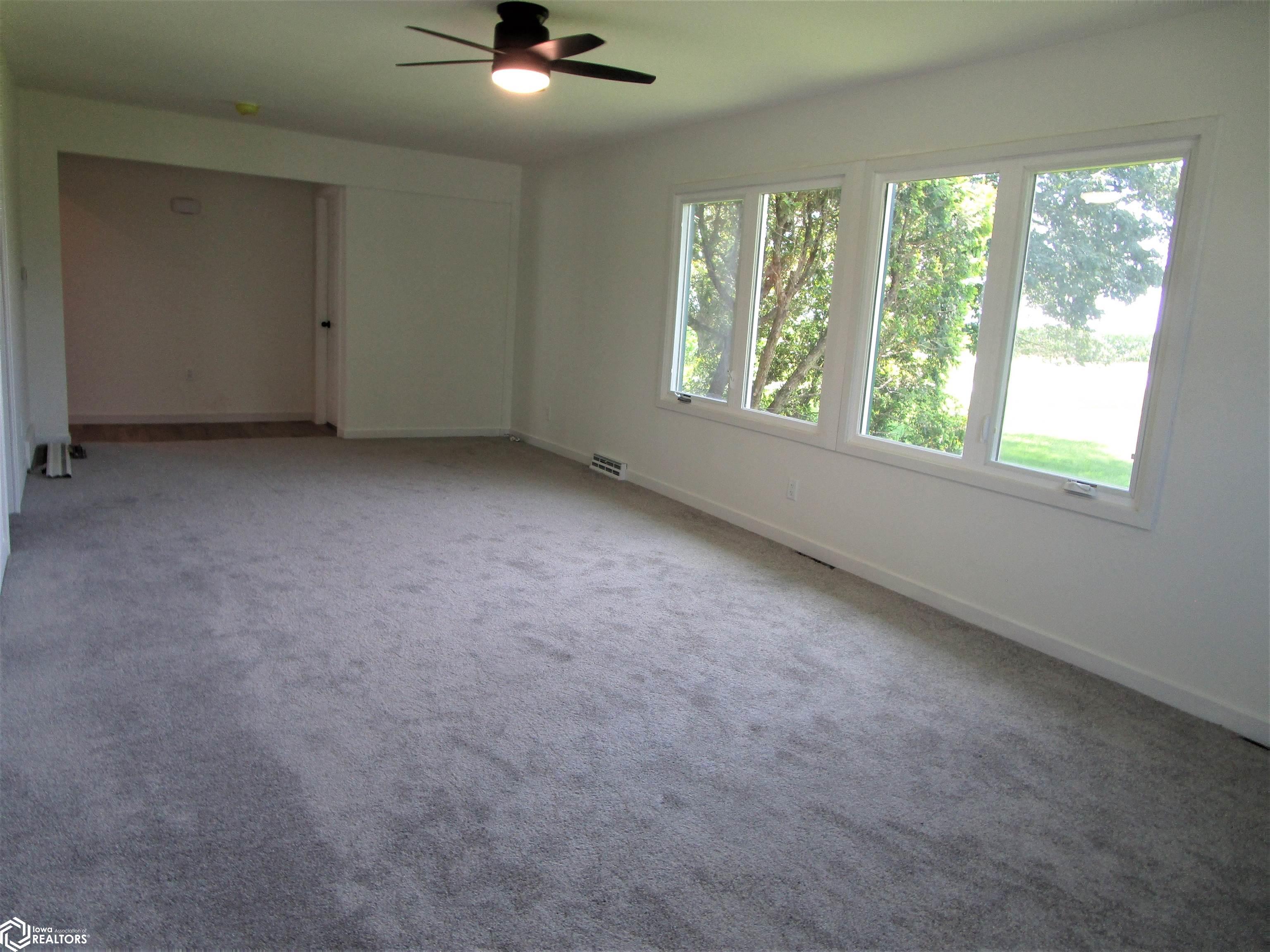 325 Mallard Avenue, Iowa Falls, Iowa image 15