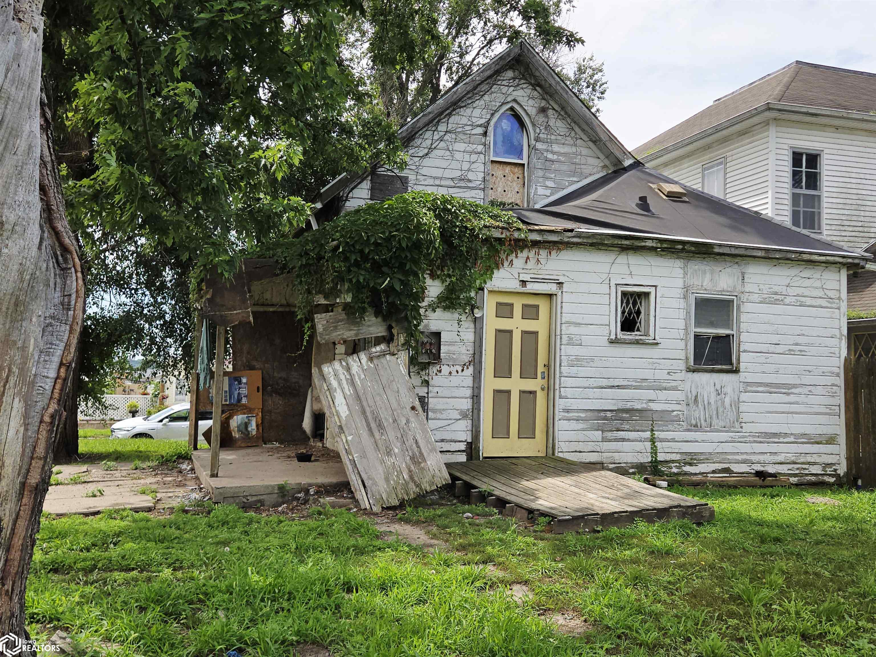 1215 Avenue G, Fort Madison, Iowa image 4