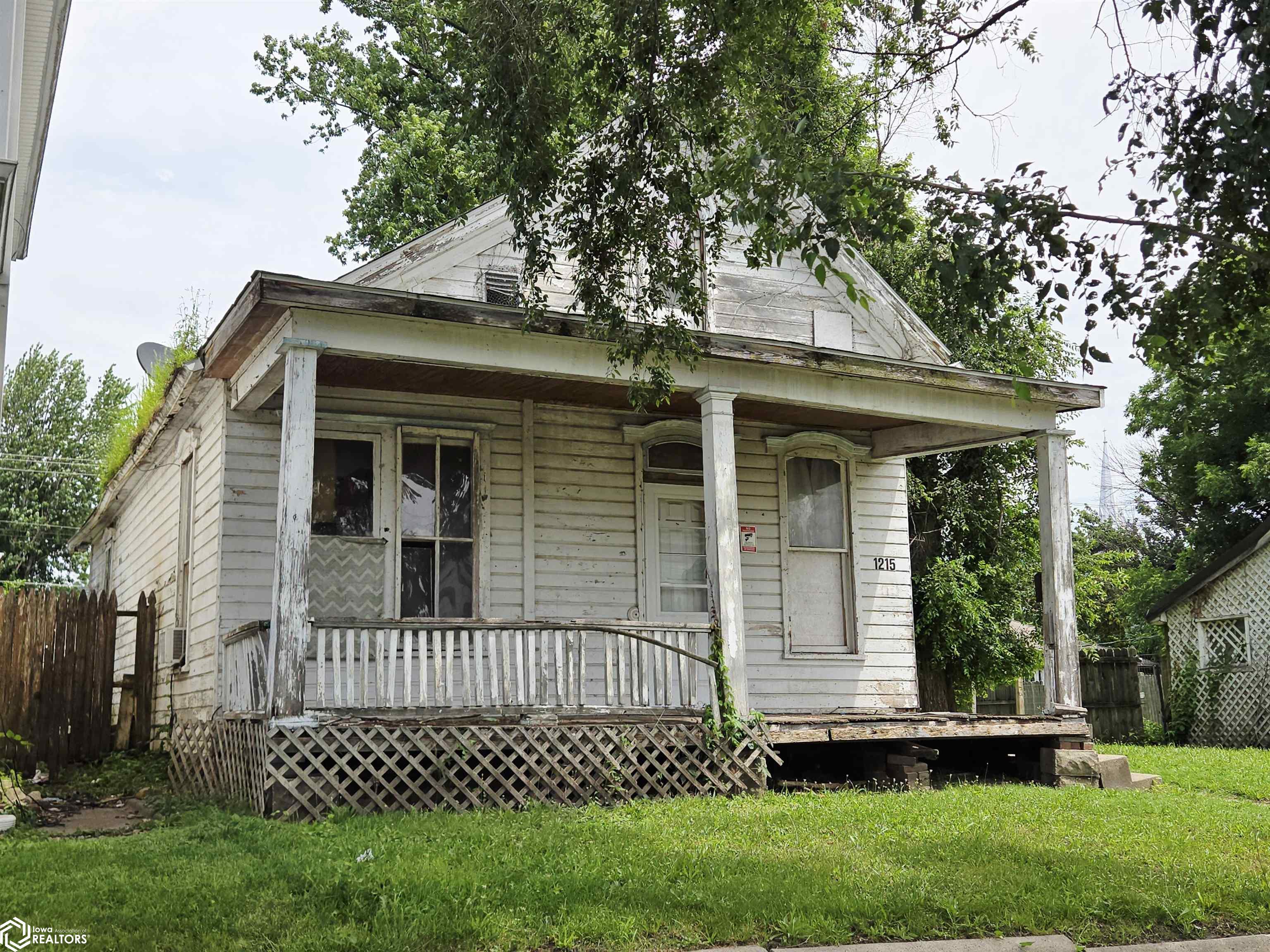 1215 Avenue G, Fort Madison, Iowa image 5