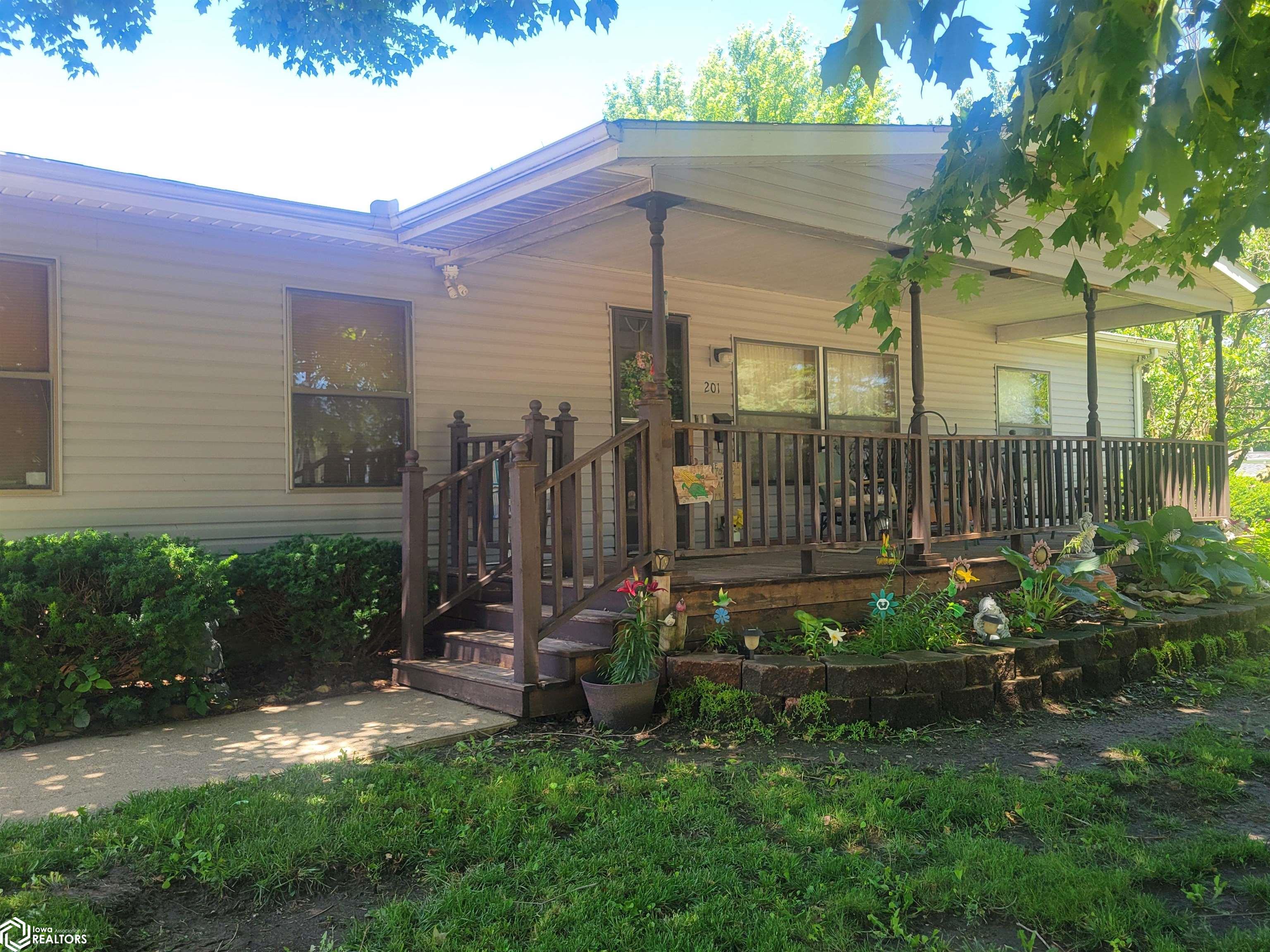 201 S Lincoln Street, Mount Ayr, Iowa image 22