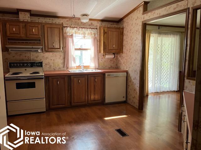 201 S Lincoln Street, Mount Ayr, Iowa image 4