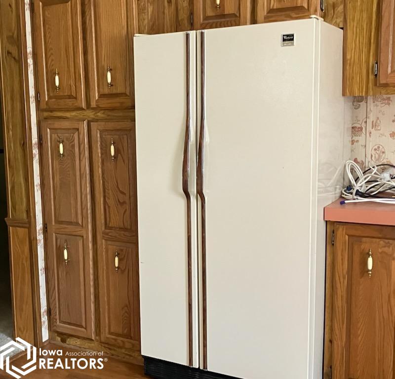 201 S Lincoln Street, Mount Ayr, Iowa image 6