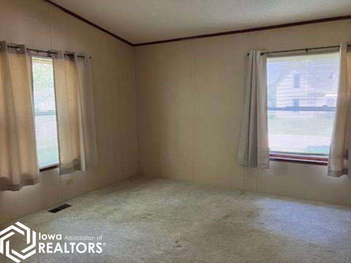 201 S Lincoln Street, Mount Ayr, Iowa image 10