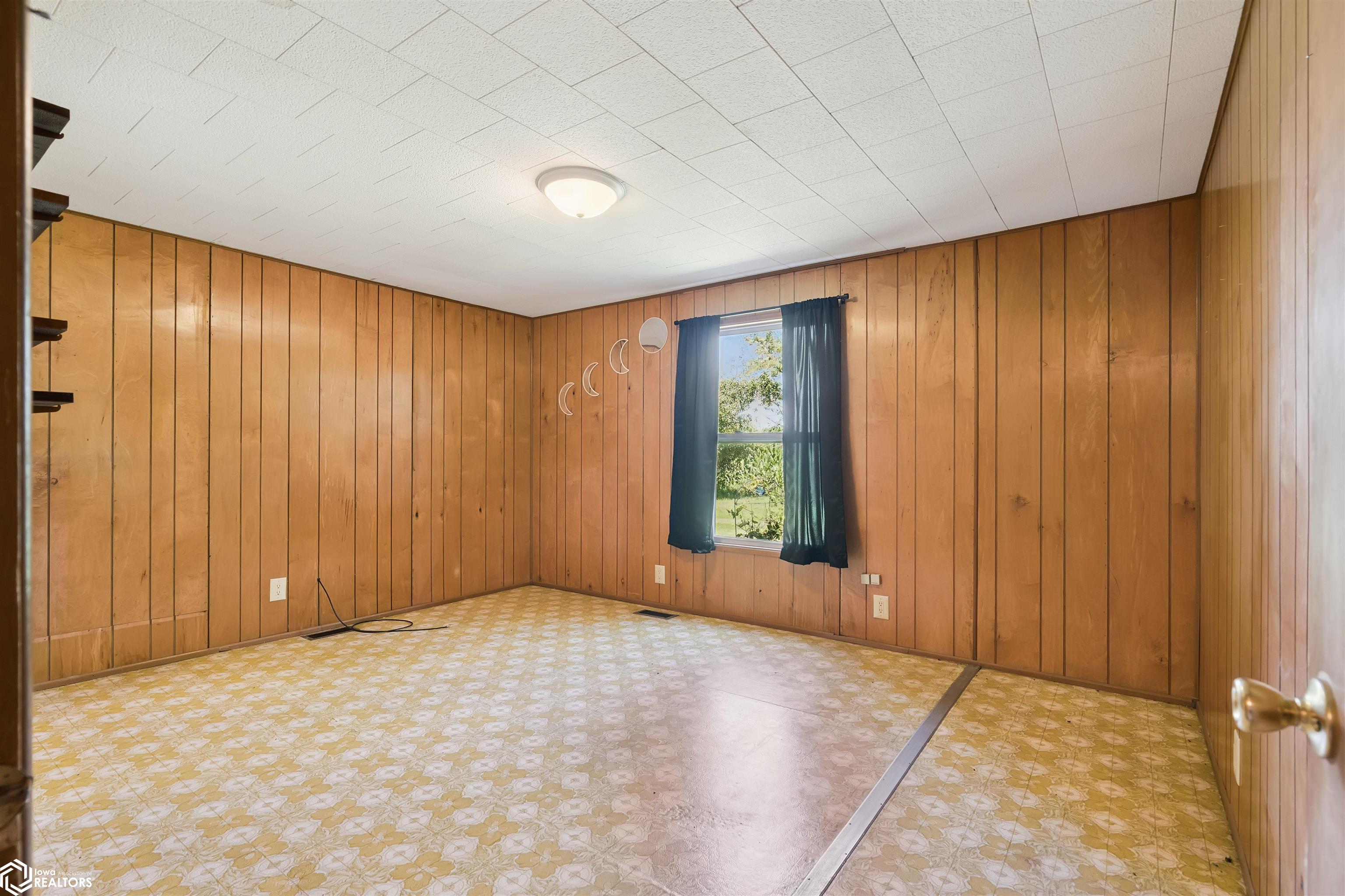 2928 Graham Avenue, Mount Pleasant, Iowa image 19