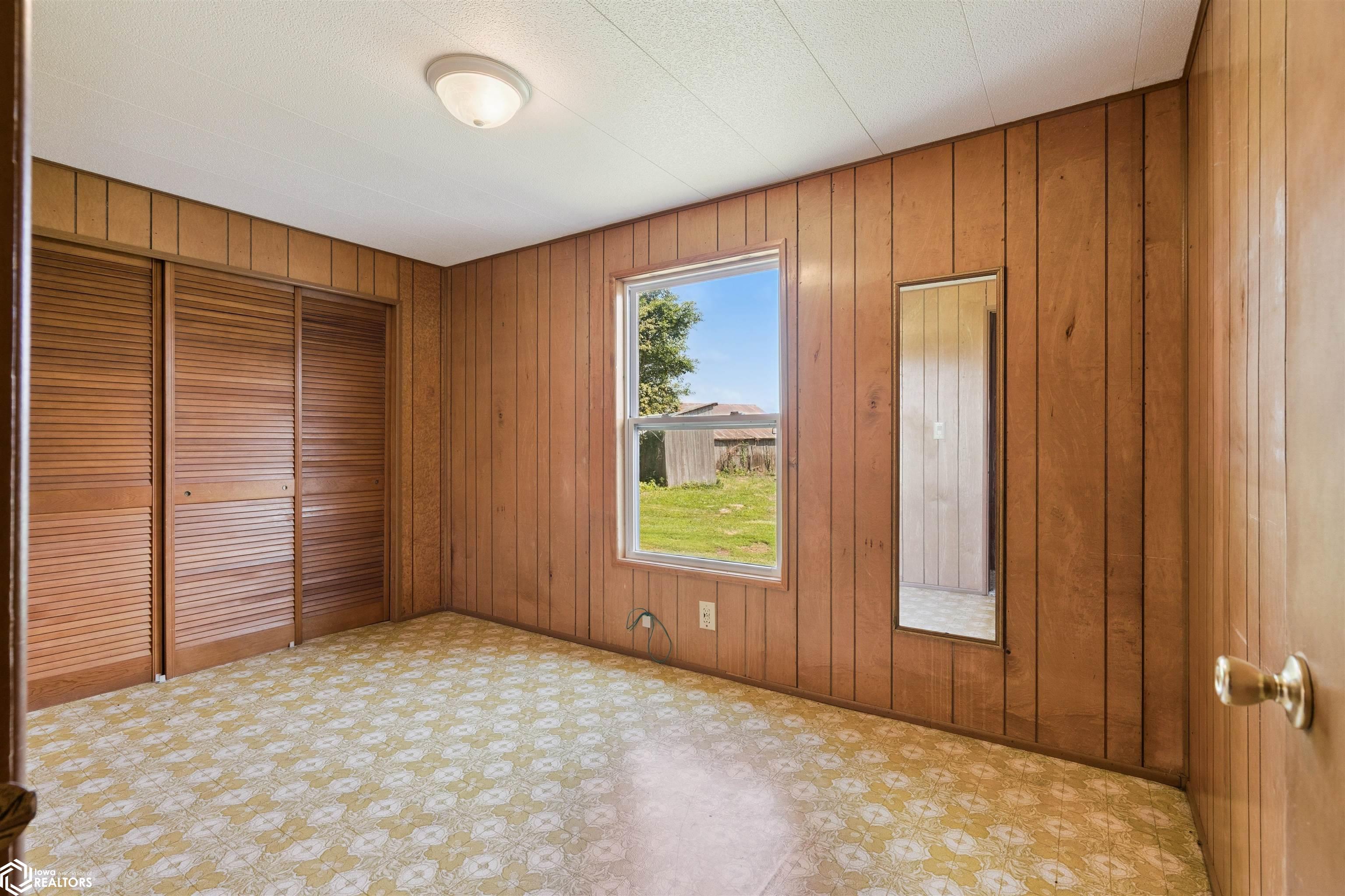 2928 Graham Avenue, Mount Pleasant, Iowa image 22