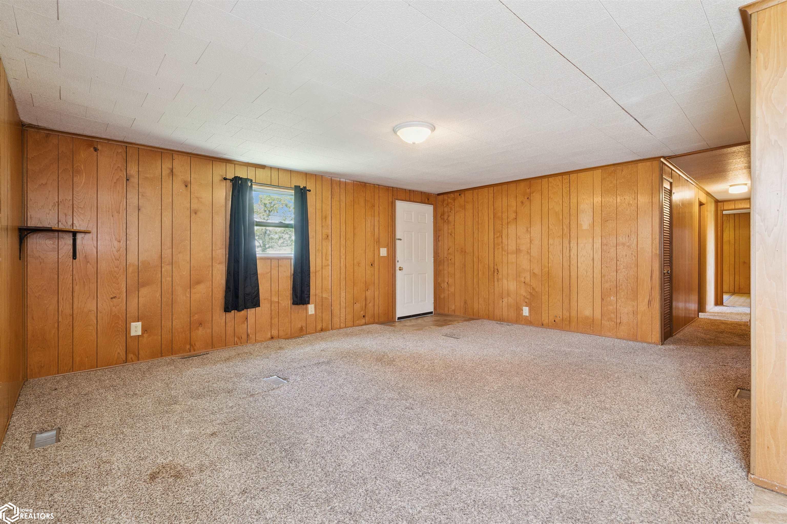 2928 Graham Avenue, Mount Pleasant, Iowa image 5