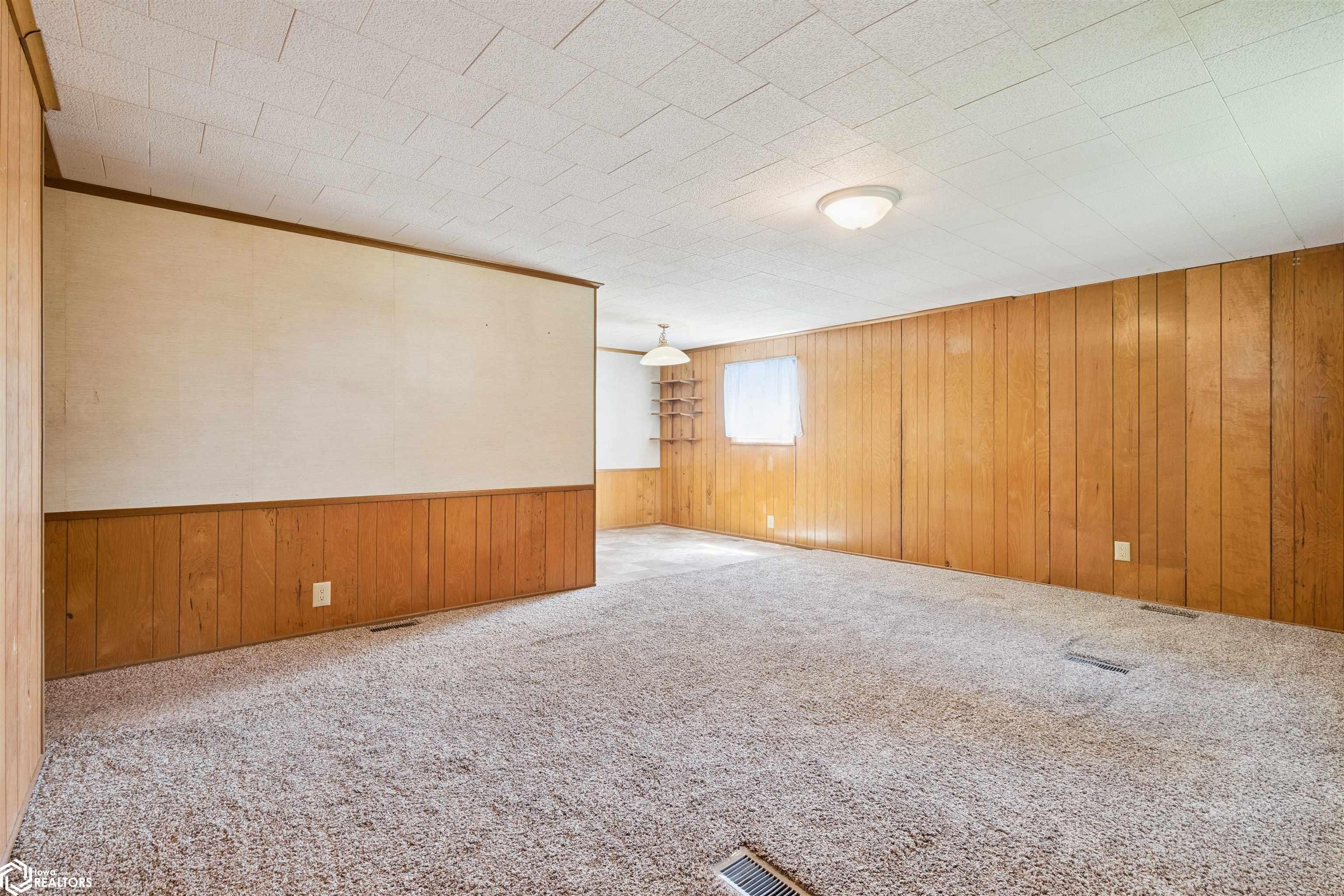 2928 Graham Avenue, Mount Pleasant, Iowa image 6