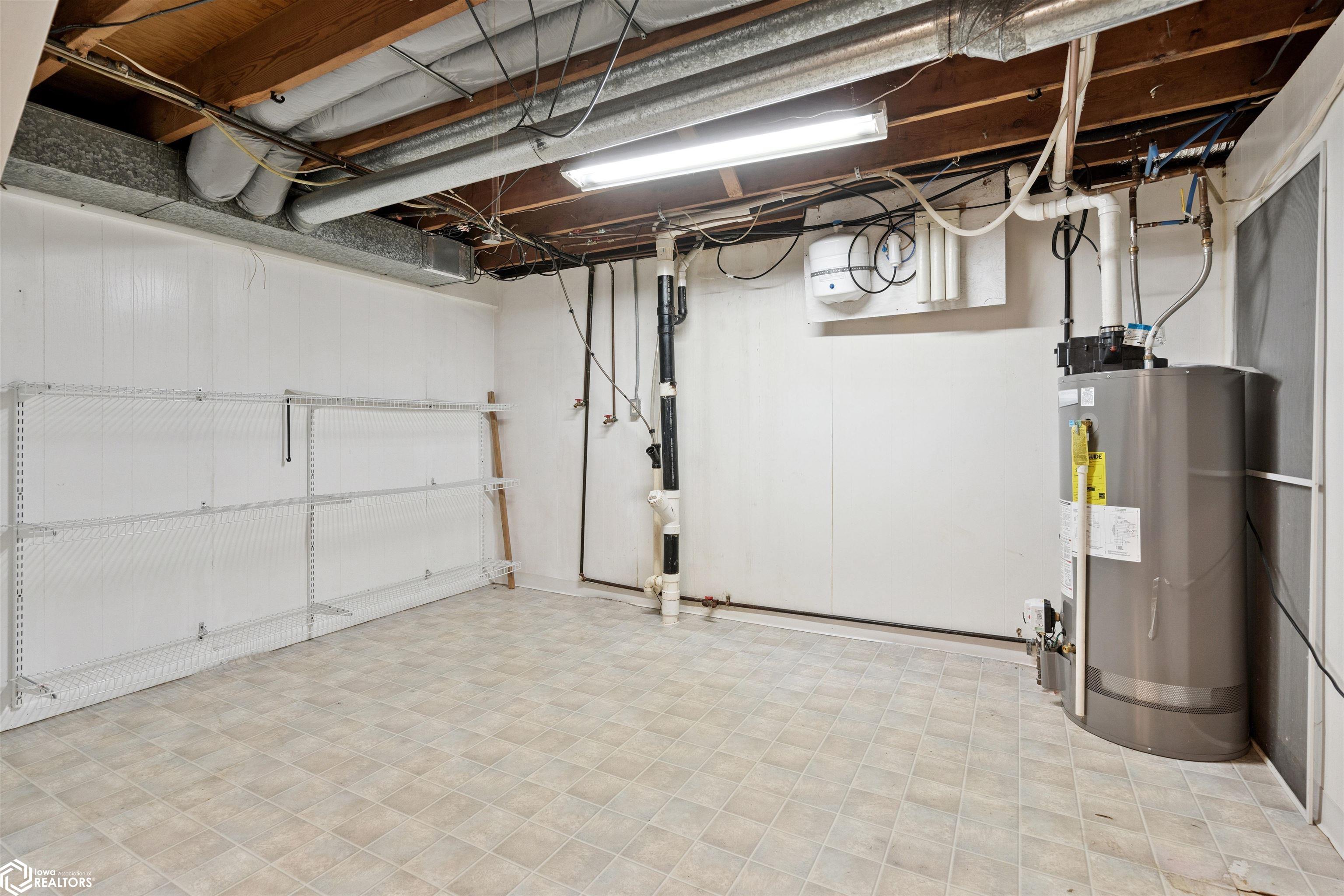 802 E Cedar Ln., Mount Pleasant, Iowa image 26