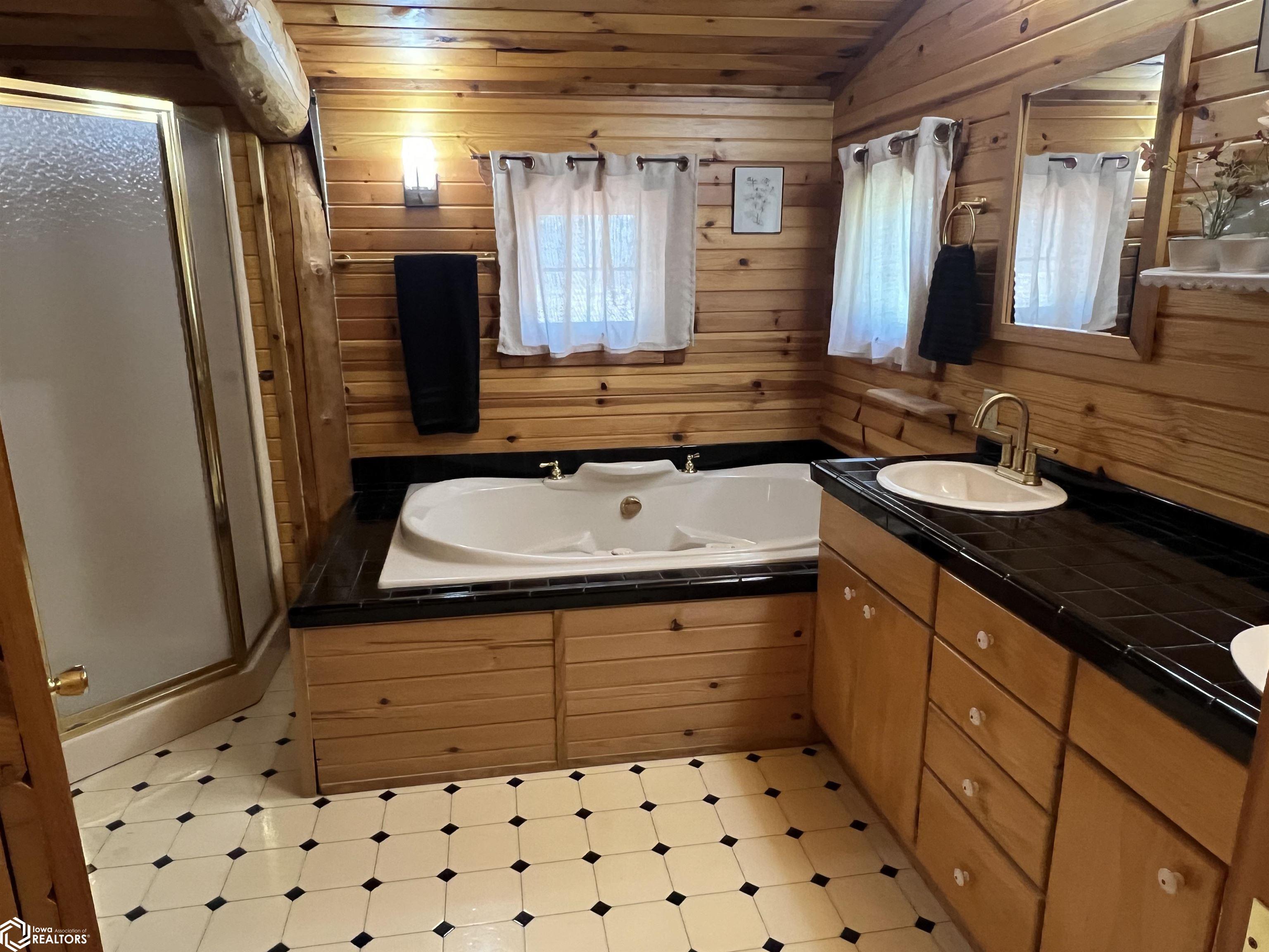 710 High Street, Eldon, Iowa image 38