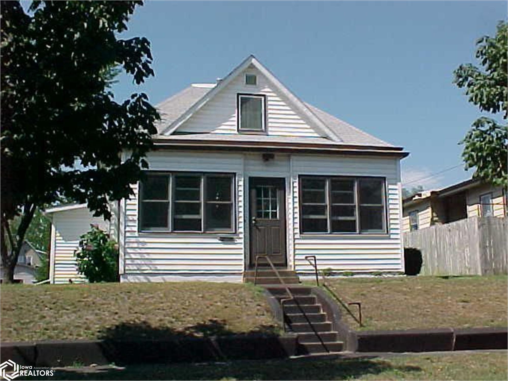 1731 Avenue J, Fort Madison, Iowa image 1