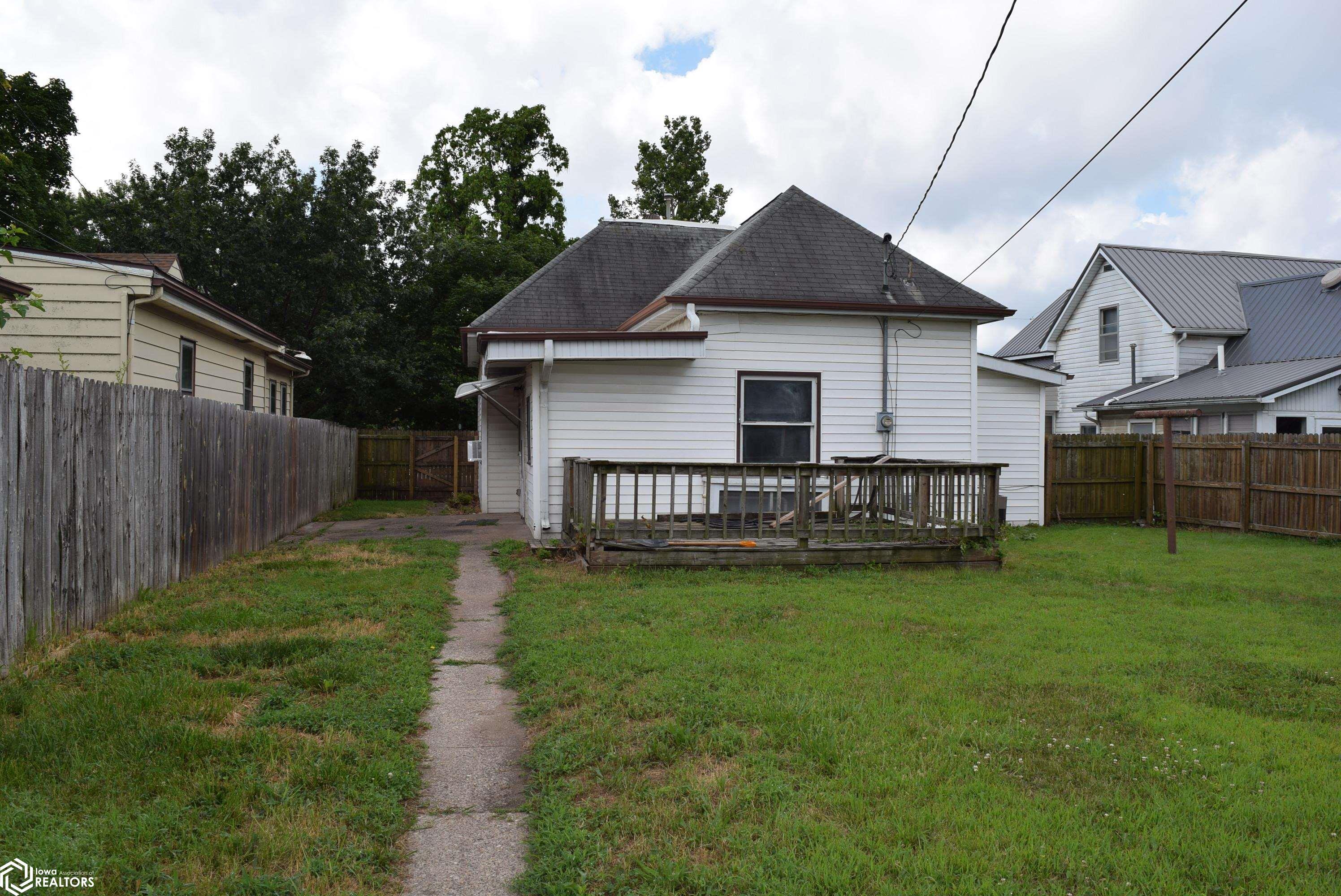 1731 Avenue J, Fort Madison, Iowa image 19