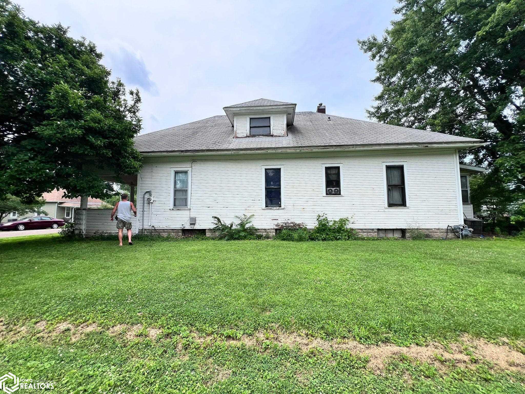 405 E Mckinley Street, New London, Iowa image 4