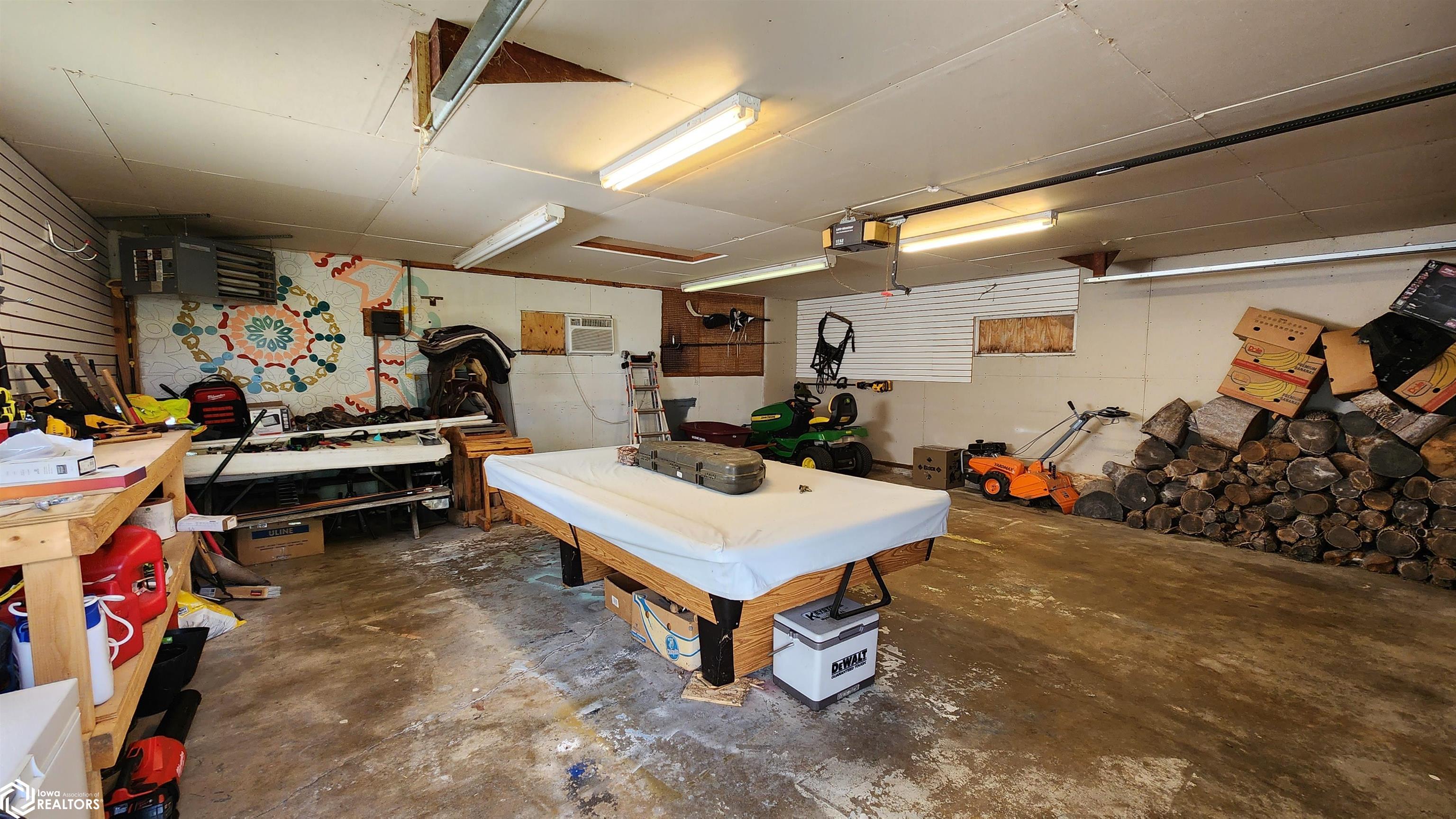3445 Highway T47, Montour, Iowa image 26