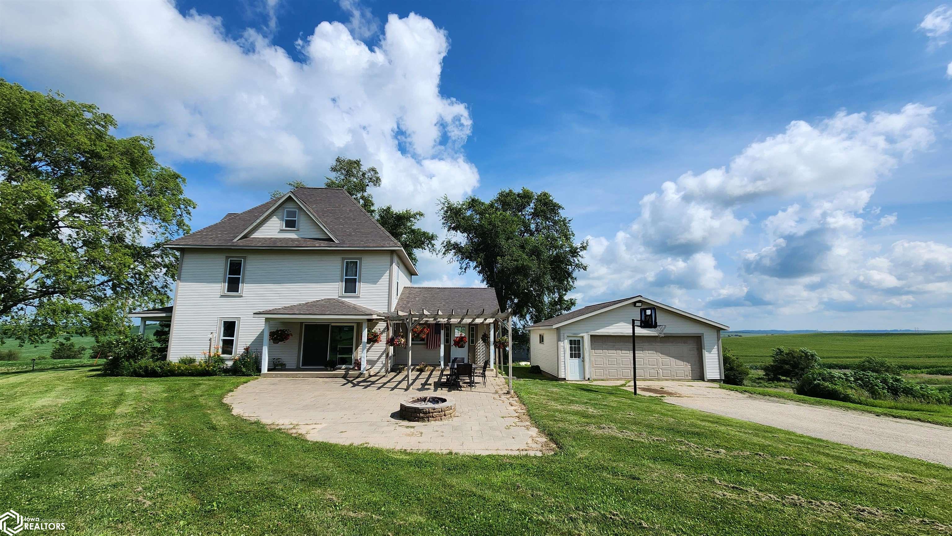 3445 Highway T47, Montour, Iowa image 4