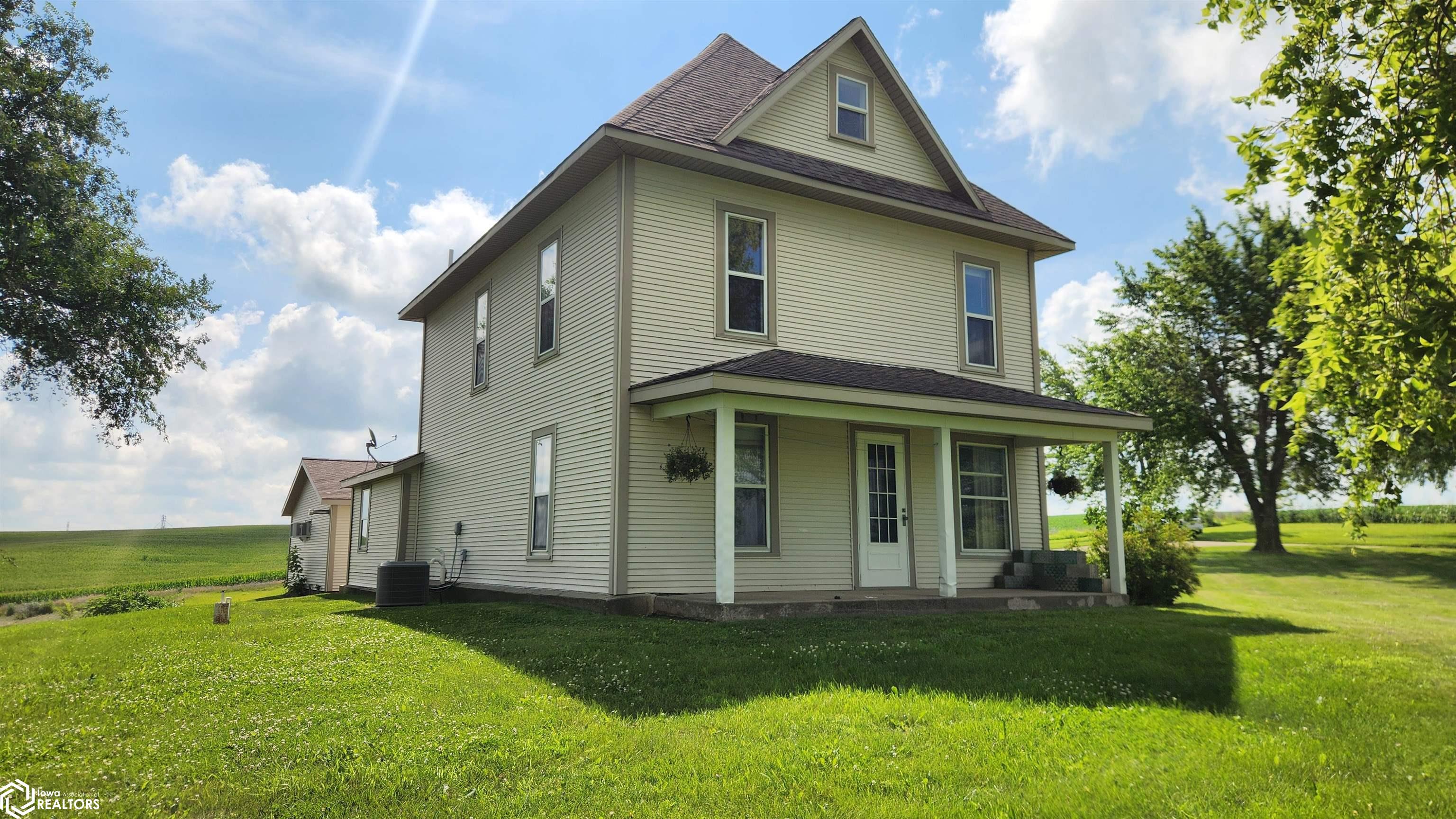 3445 Highway T47, Montour, Iowa image 6