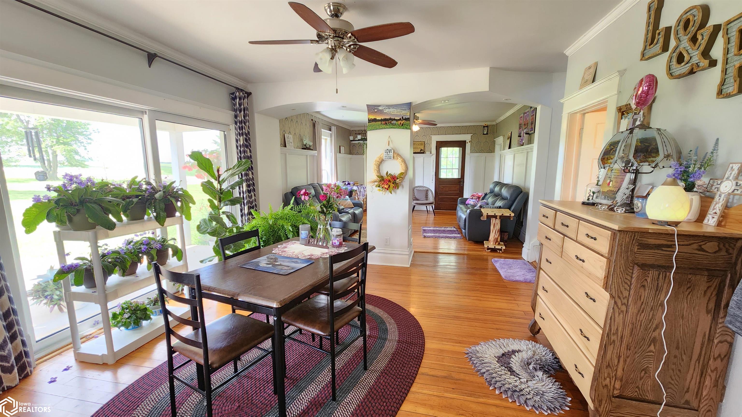 3445 Highway T47, Montour, Iowa image 10