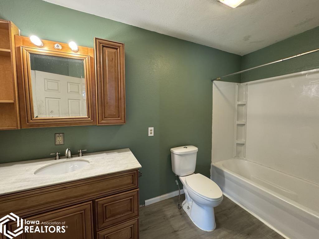 822 E Walden Street, Centerville, Iowa image 29