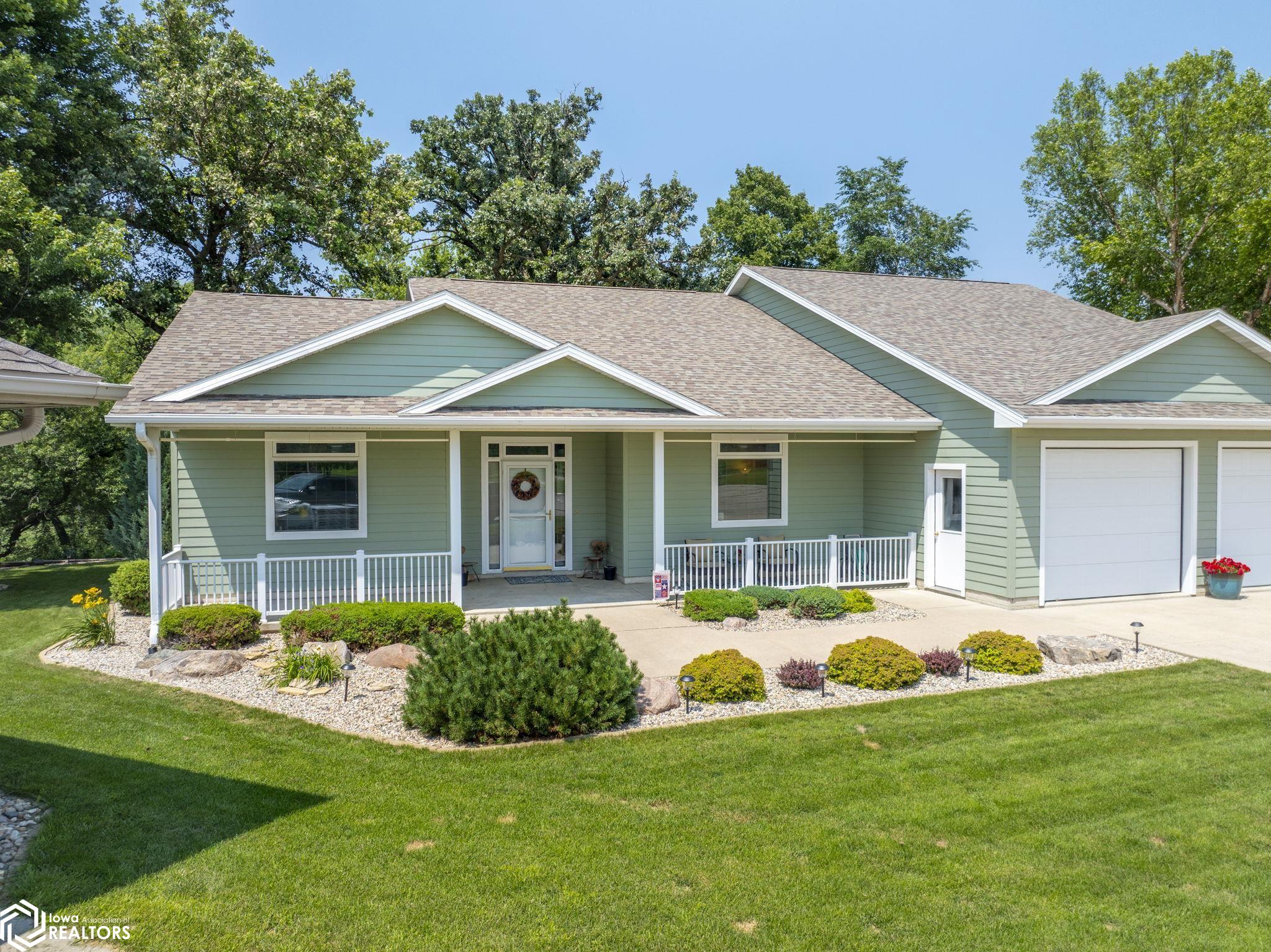 206 Brickyard Court, Sheffield, Iowa image 3