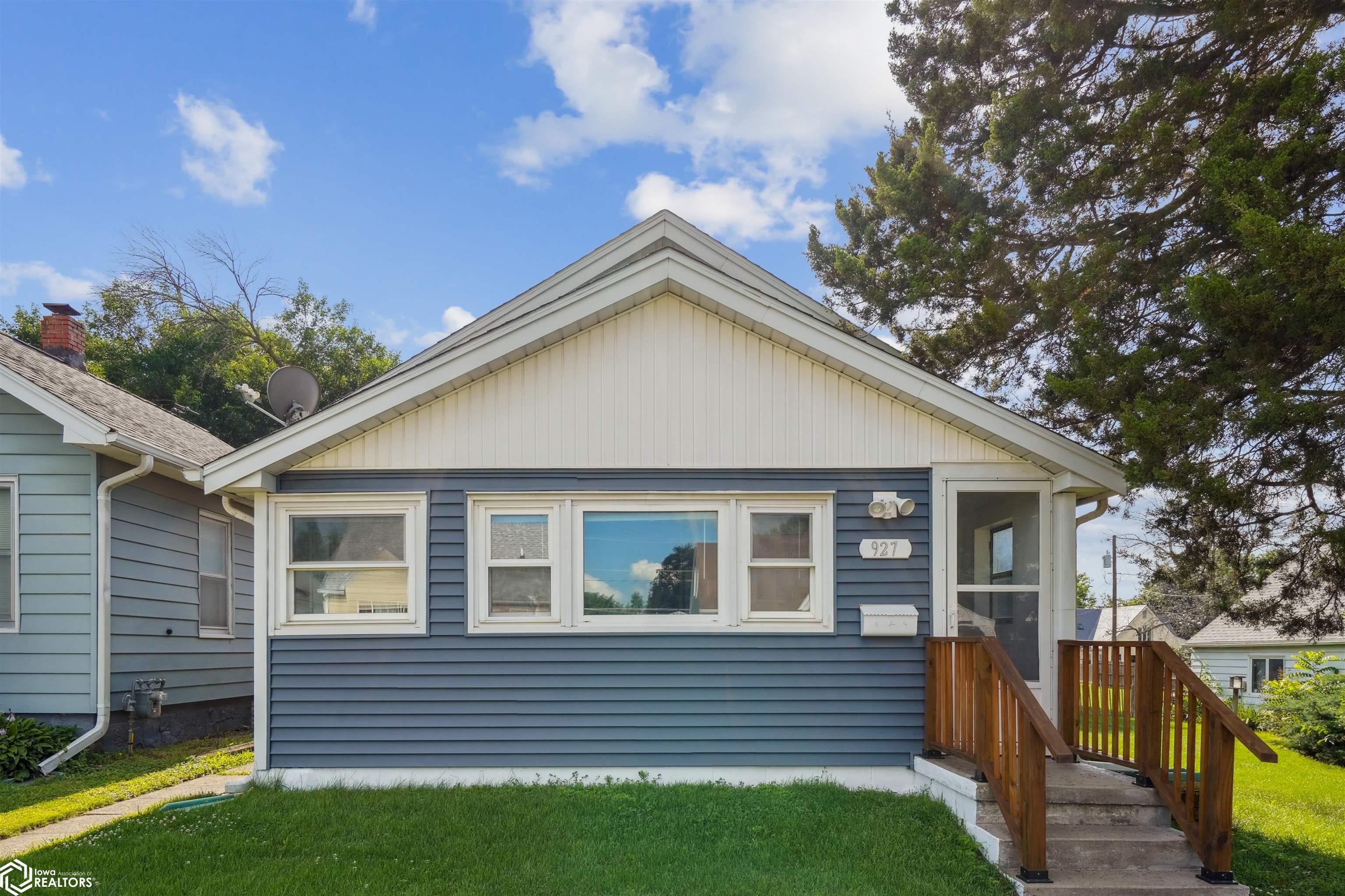 927 S 9th Ave, Marshalltown, Iowa image 1