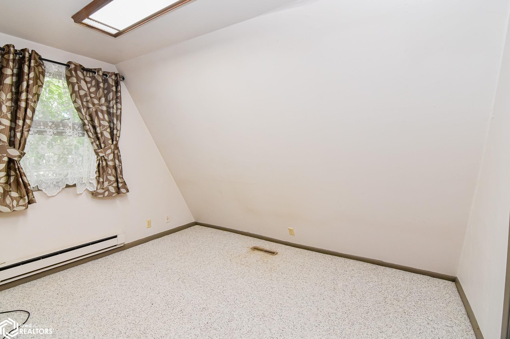 503 Butler Street, Melbourne, Iowa image 13