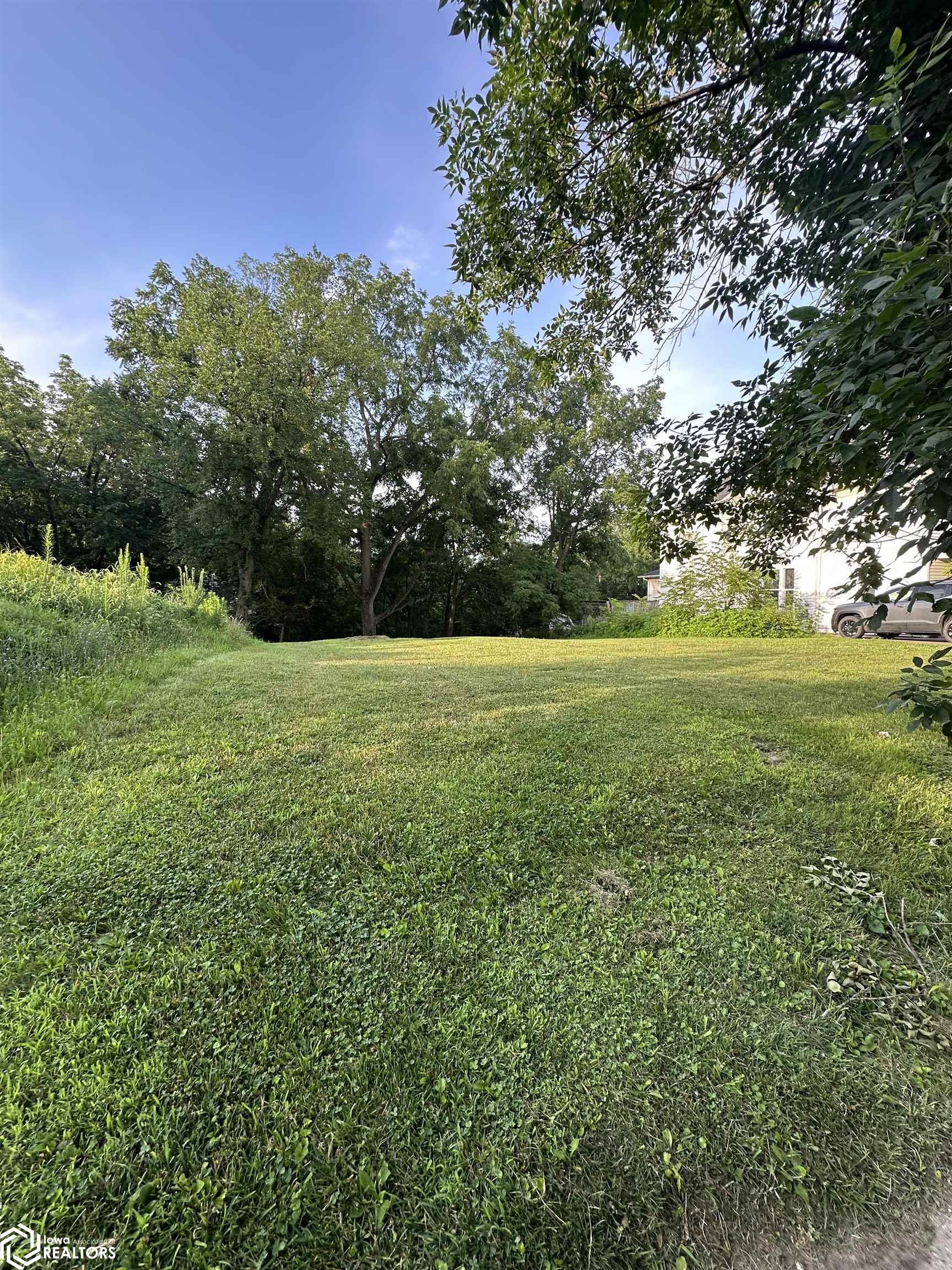 210 W Woodland Avenue, Ottumwa, Iowa image 4