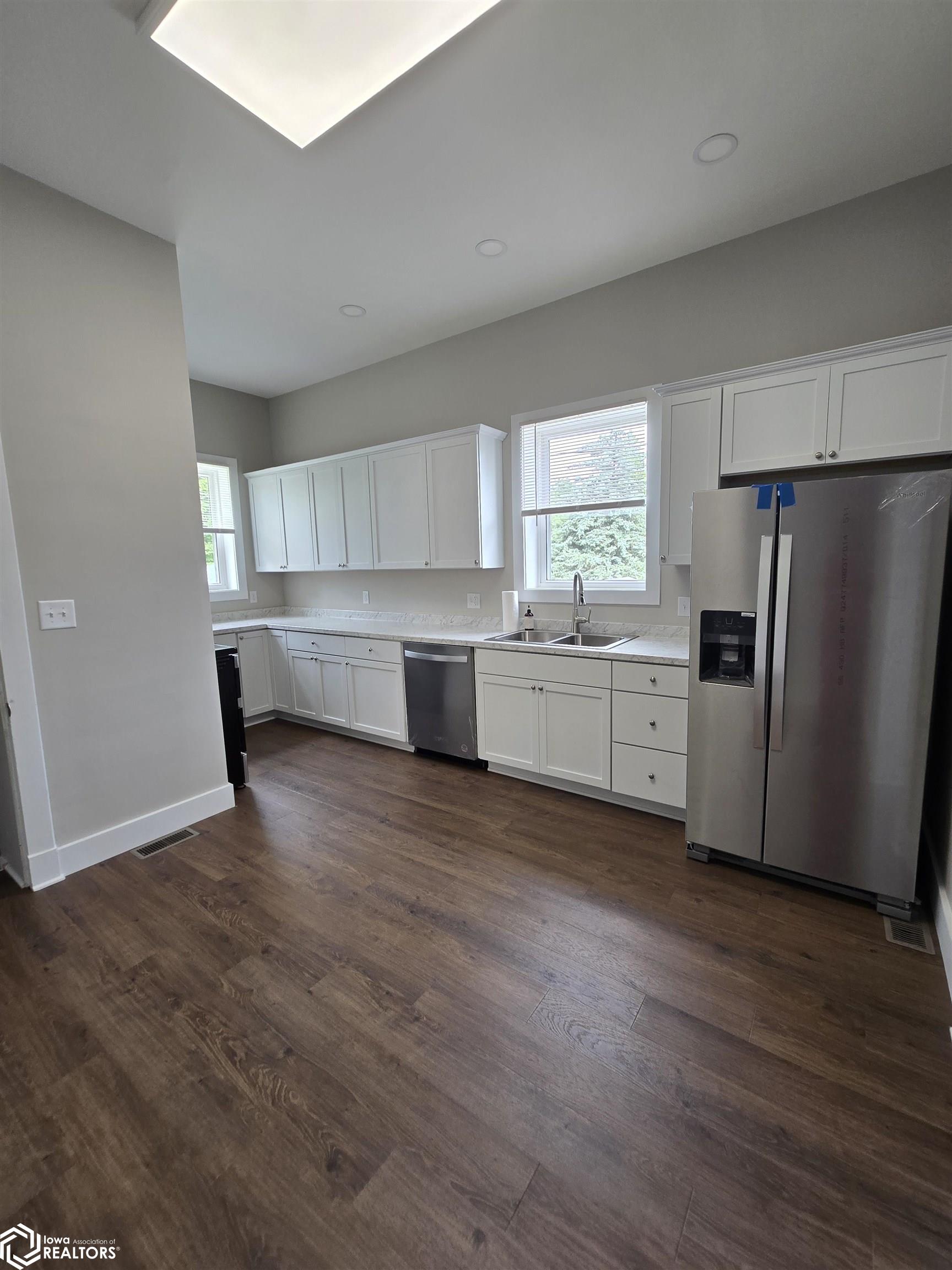 1613 Lincoln Street, Burlington, Iowa image 11