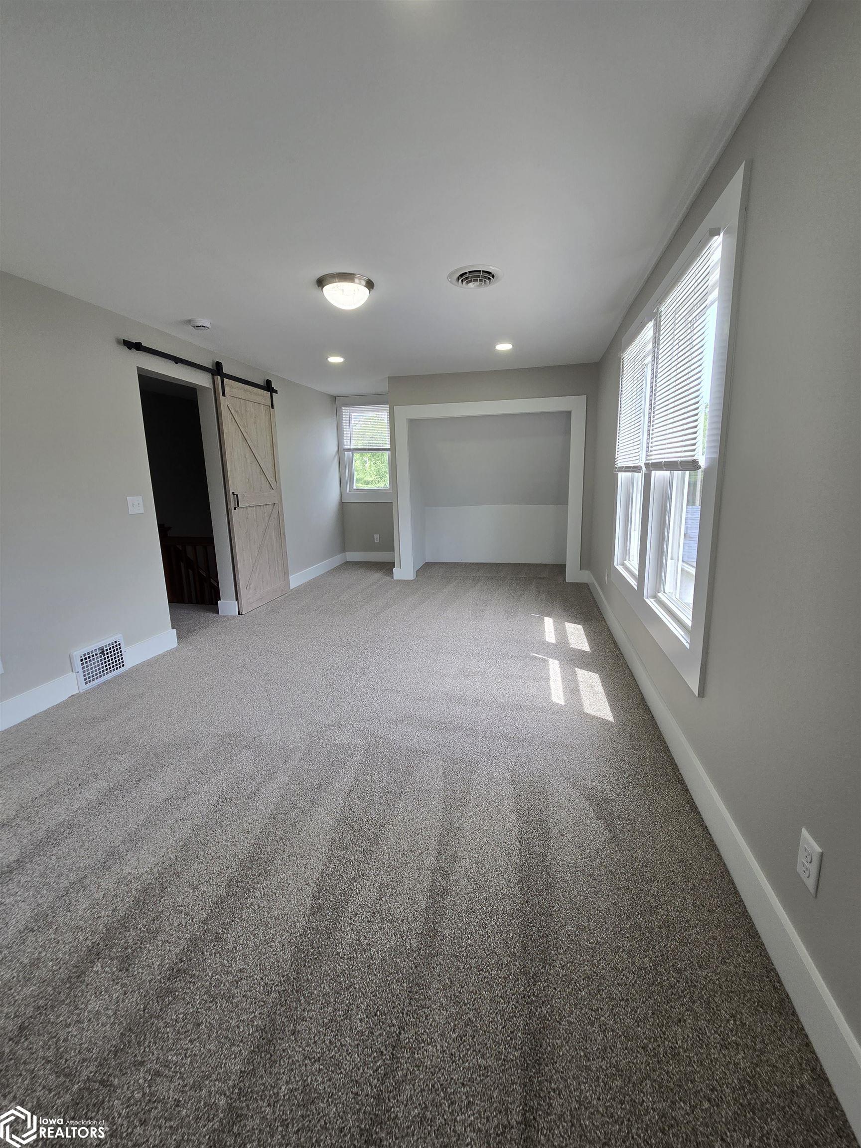 1613 Lincoln Street, Burlington, Iowa image 17