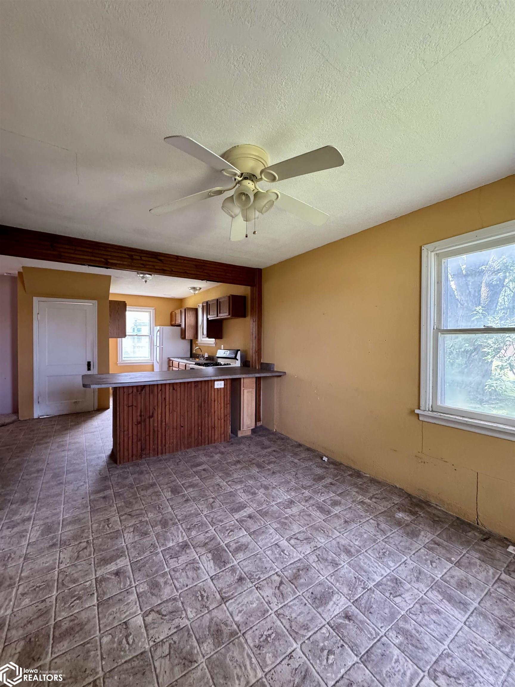 808 Park Street, Donnellson, Iowa image 5