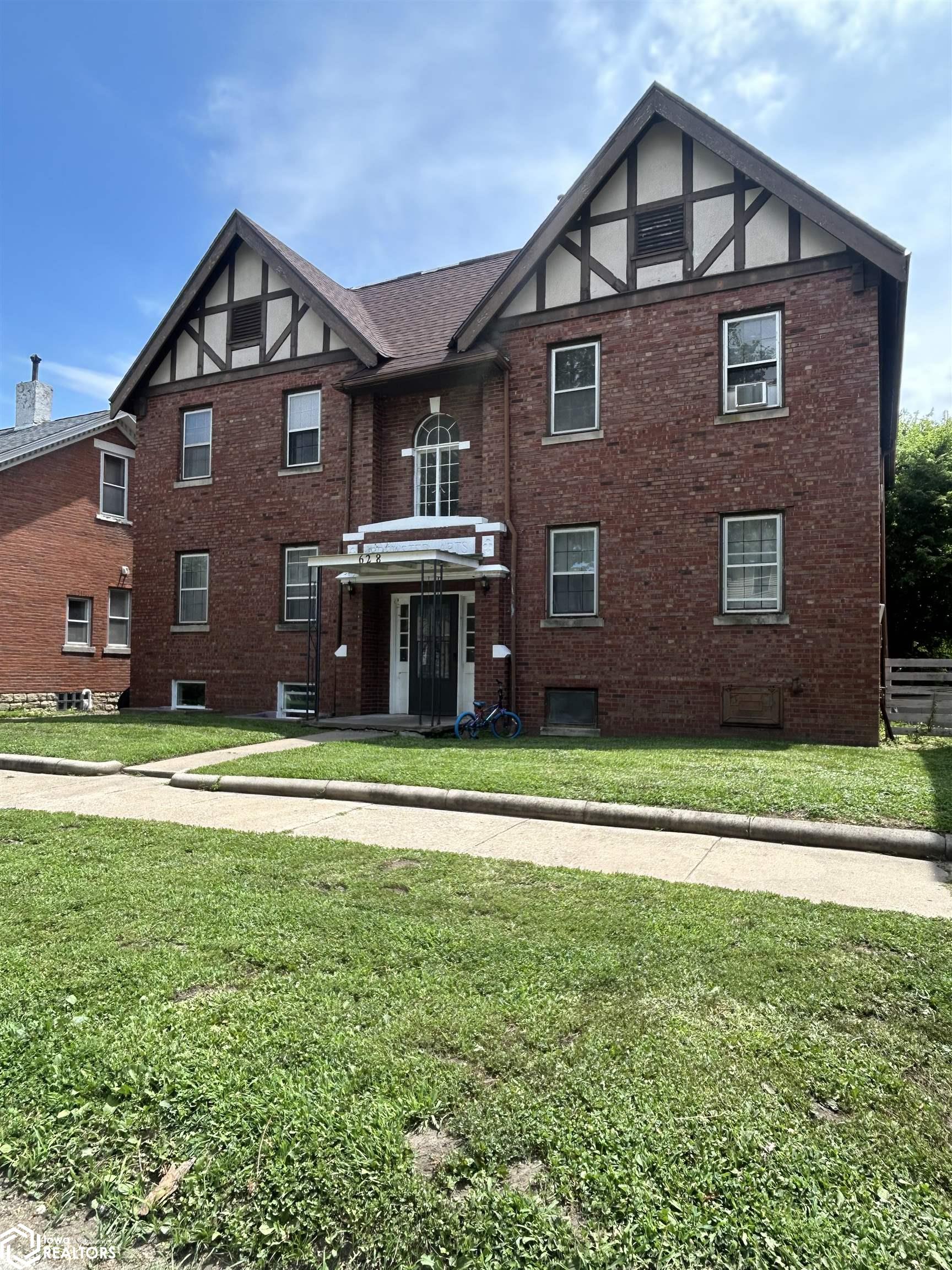 628 Avenue F, Fort Madison, Iowa image 3