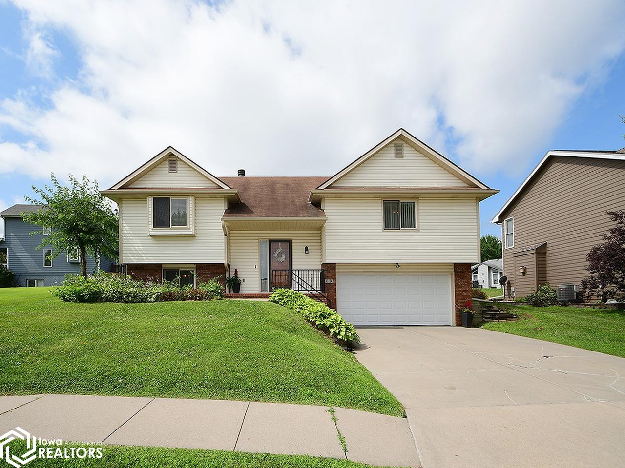 114 Antioch Drive, Council Bluffs, Iowa image 1