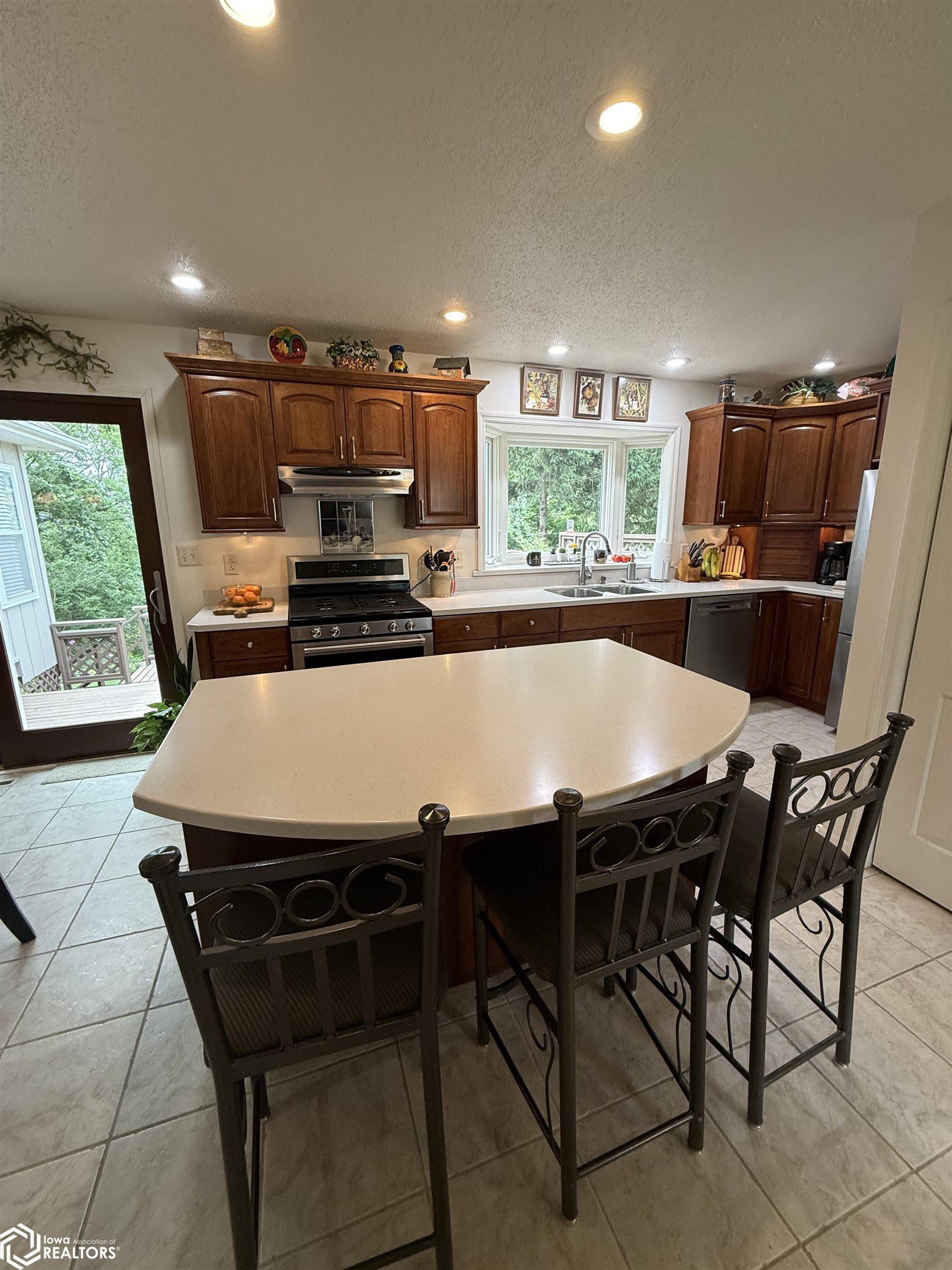 3359 Country Club Lane, Fort Madison, Iowa image 11