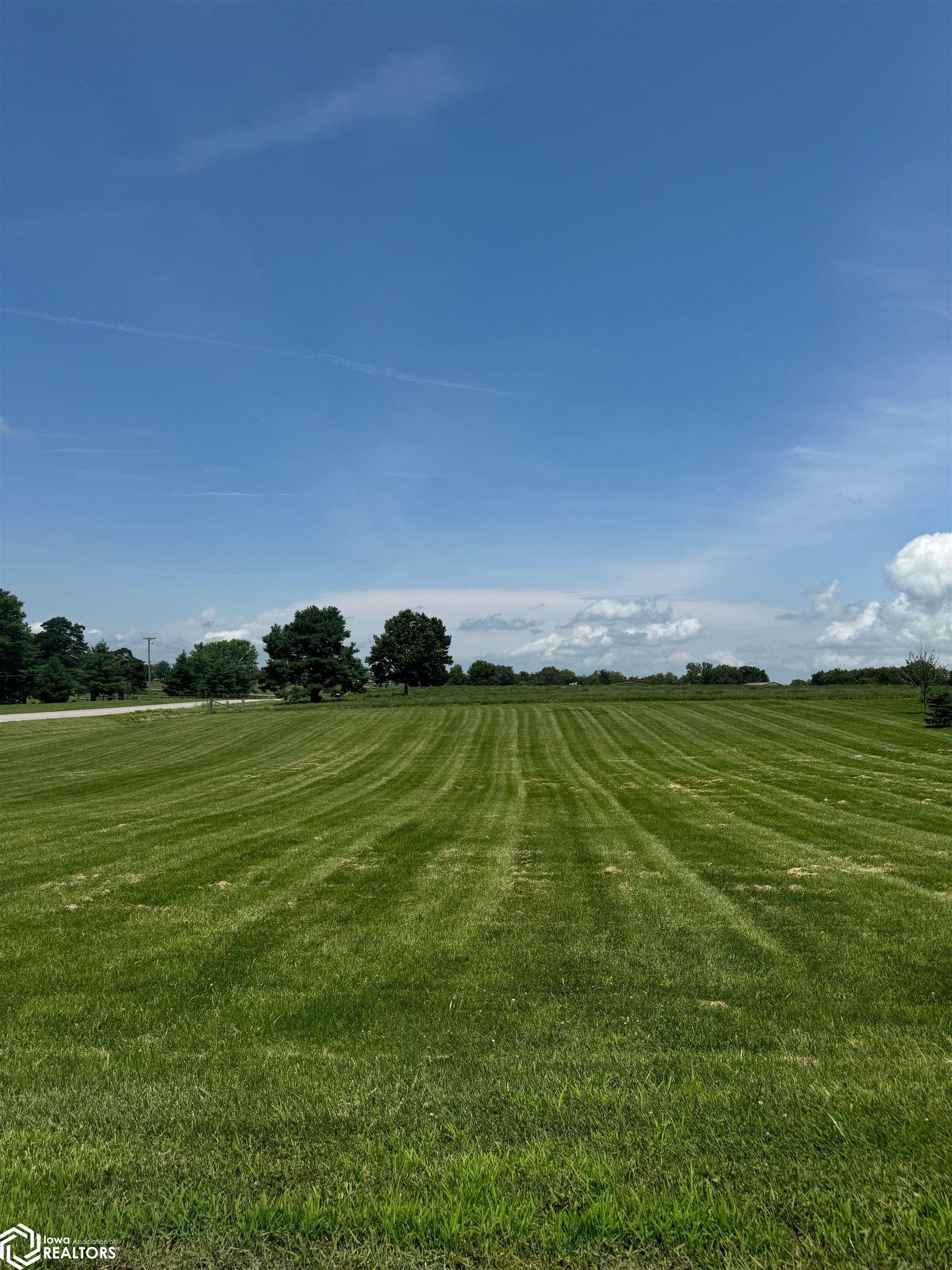 Golf Ridge Drive, Lamoni, Iowa image 1