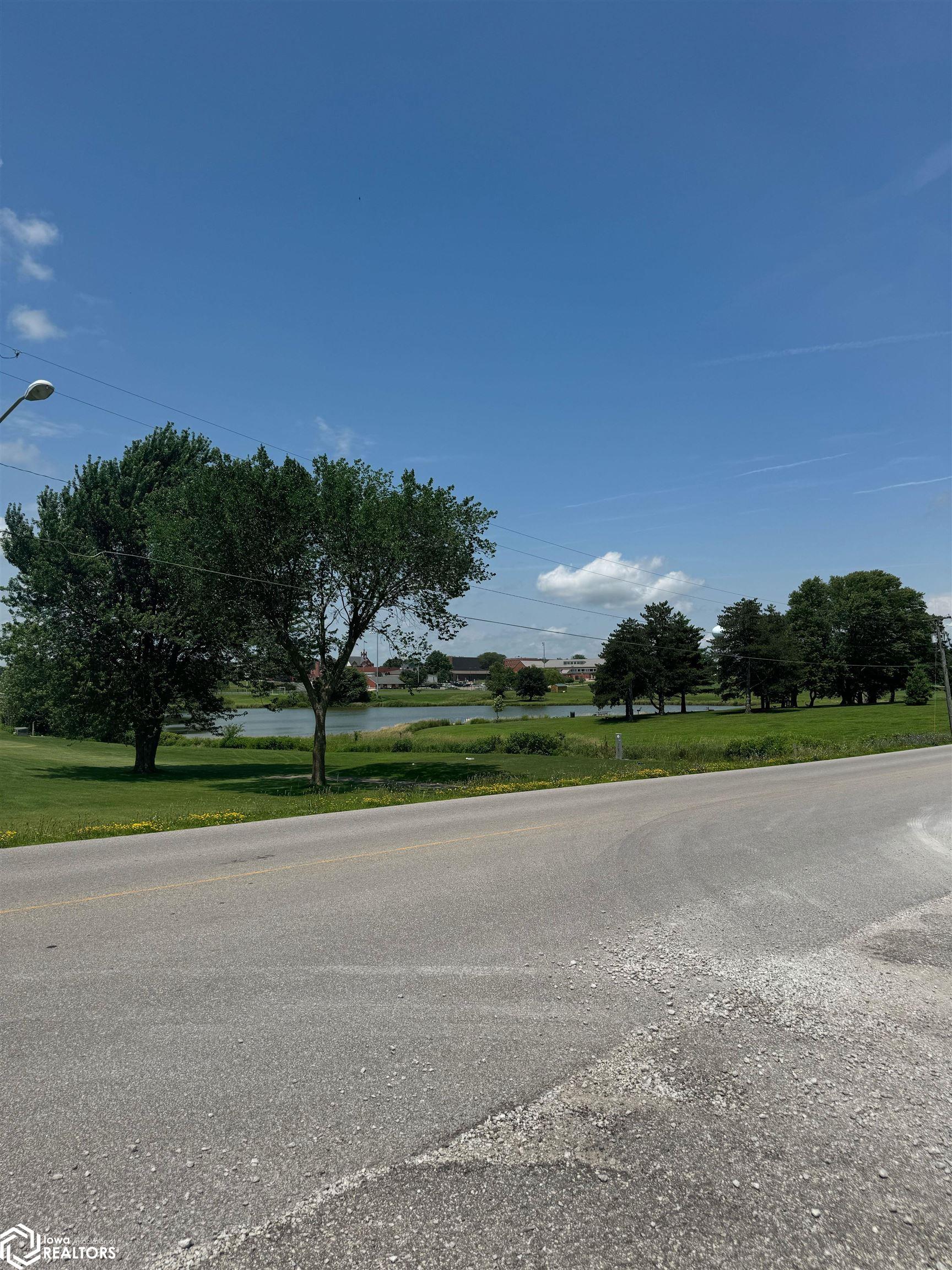 Golf Ridge Drive, Lamoni, Iowa image 4