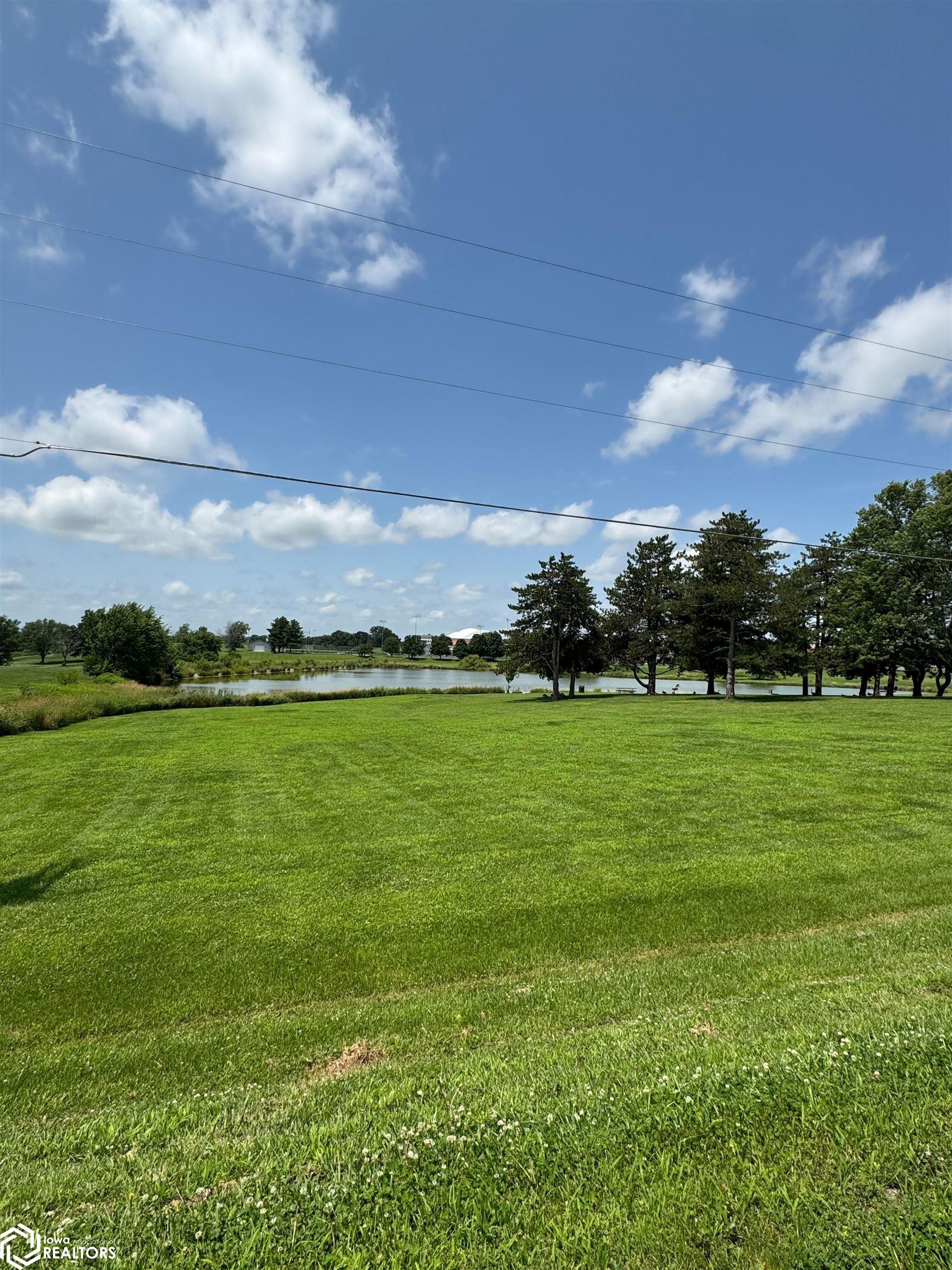 Golf Ridge Drive, Lamoni, Iowa image 8