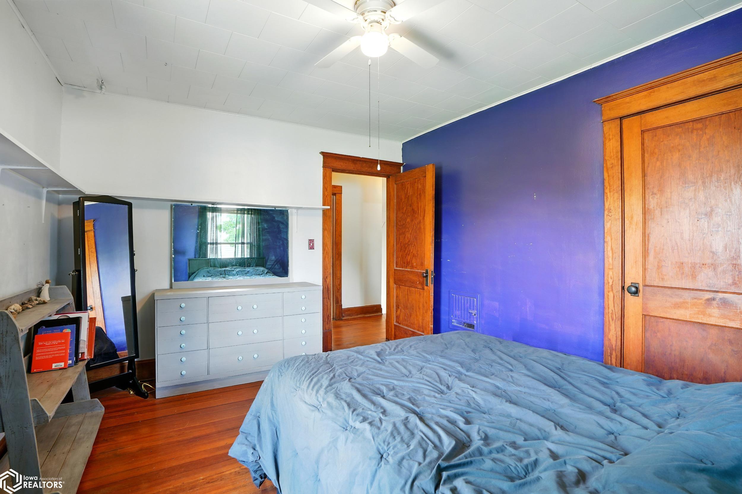 301 W Fountain Street, Brighton, Iowa image 33