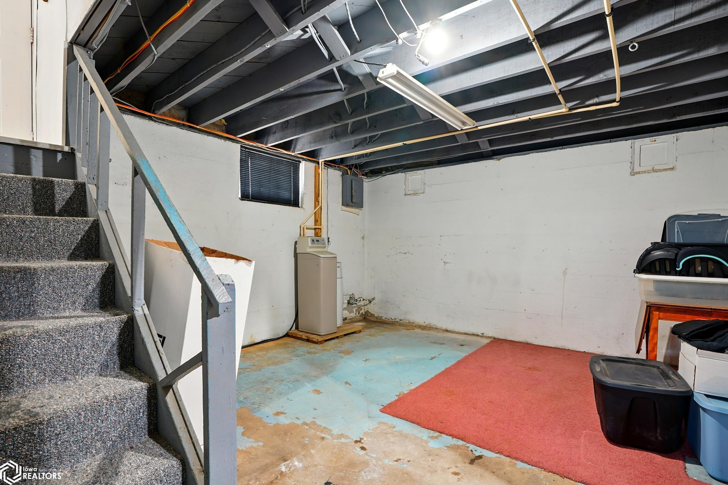 301 W Fountain Street, Brighton, Iowa image 36