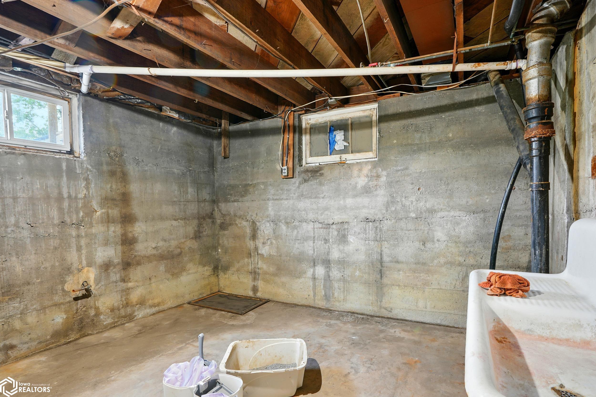 301 W Fountain Street, Brighton, Iowa image 38