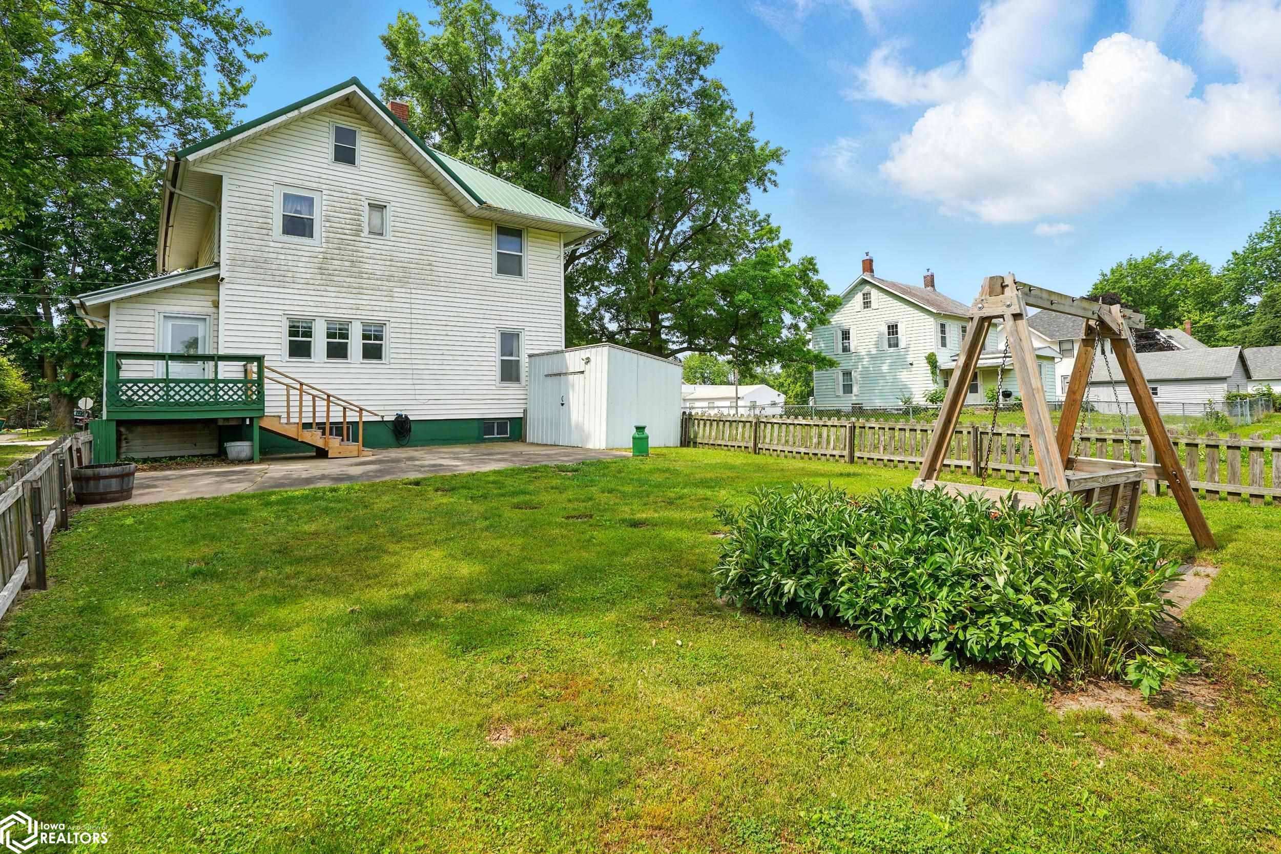 301 W Fountain Street, Brighton, Iowa image 6