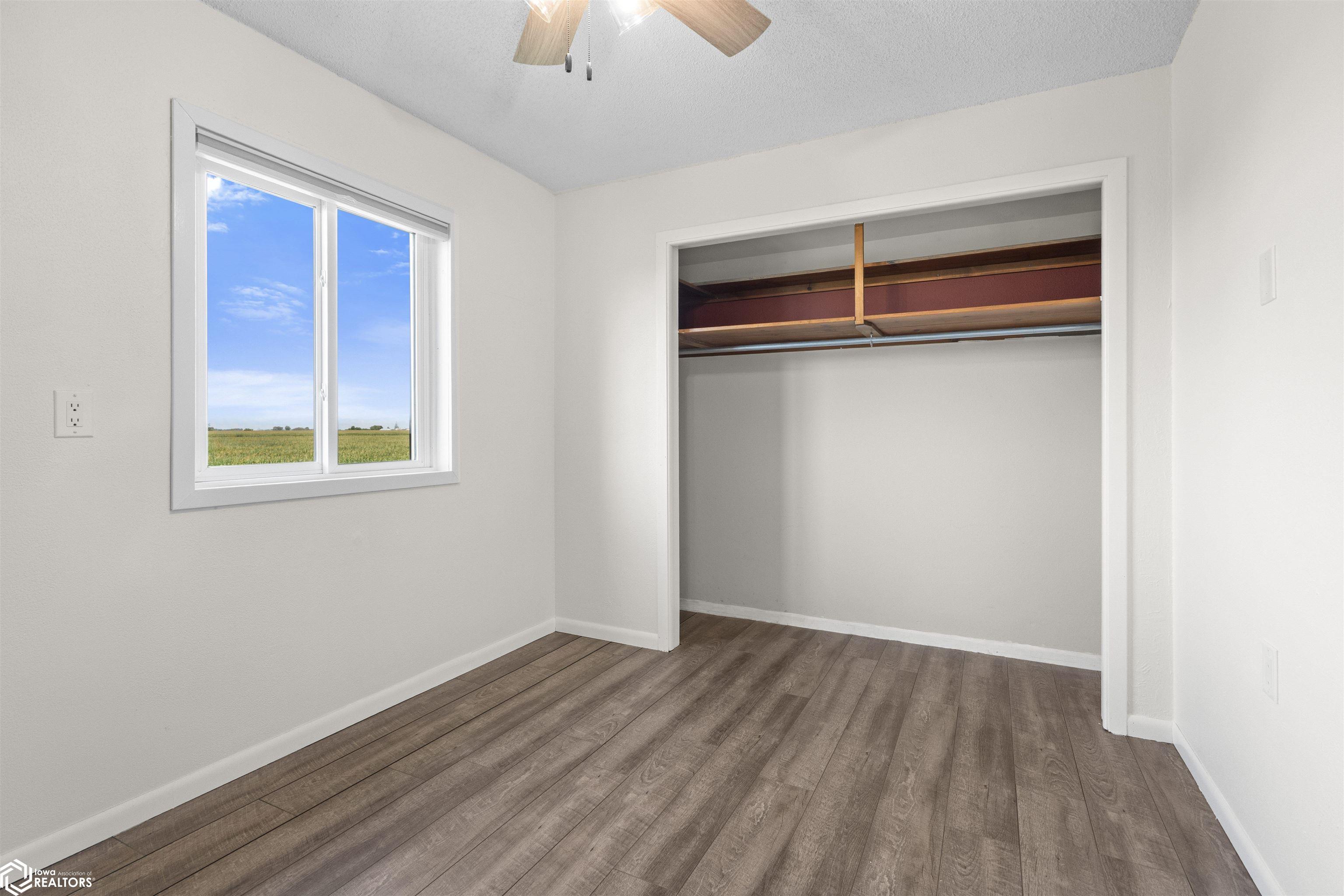 2411 160th Street, Mount Union, Iowa image 12