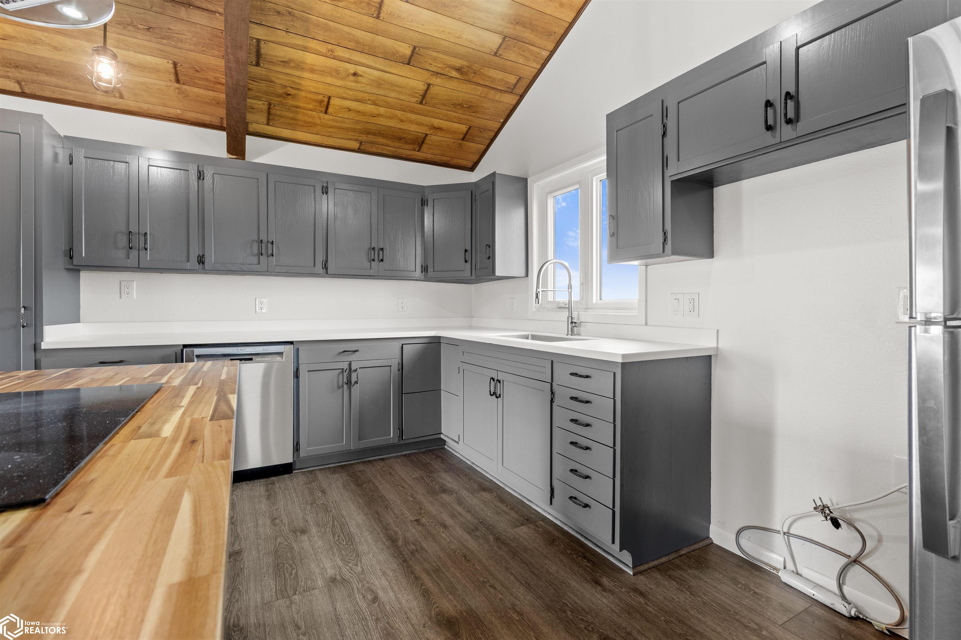 2411 160th Street, Mount Union, Iowa image 24