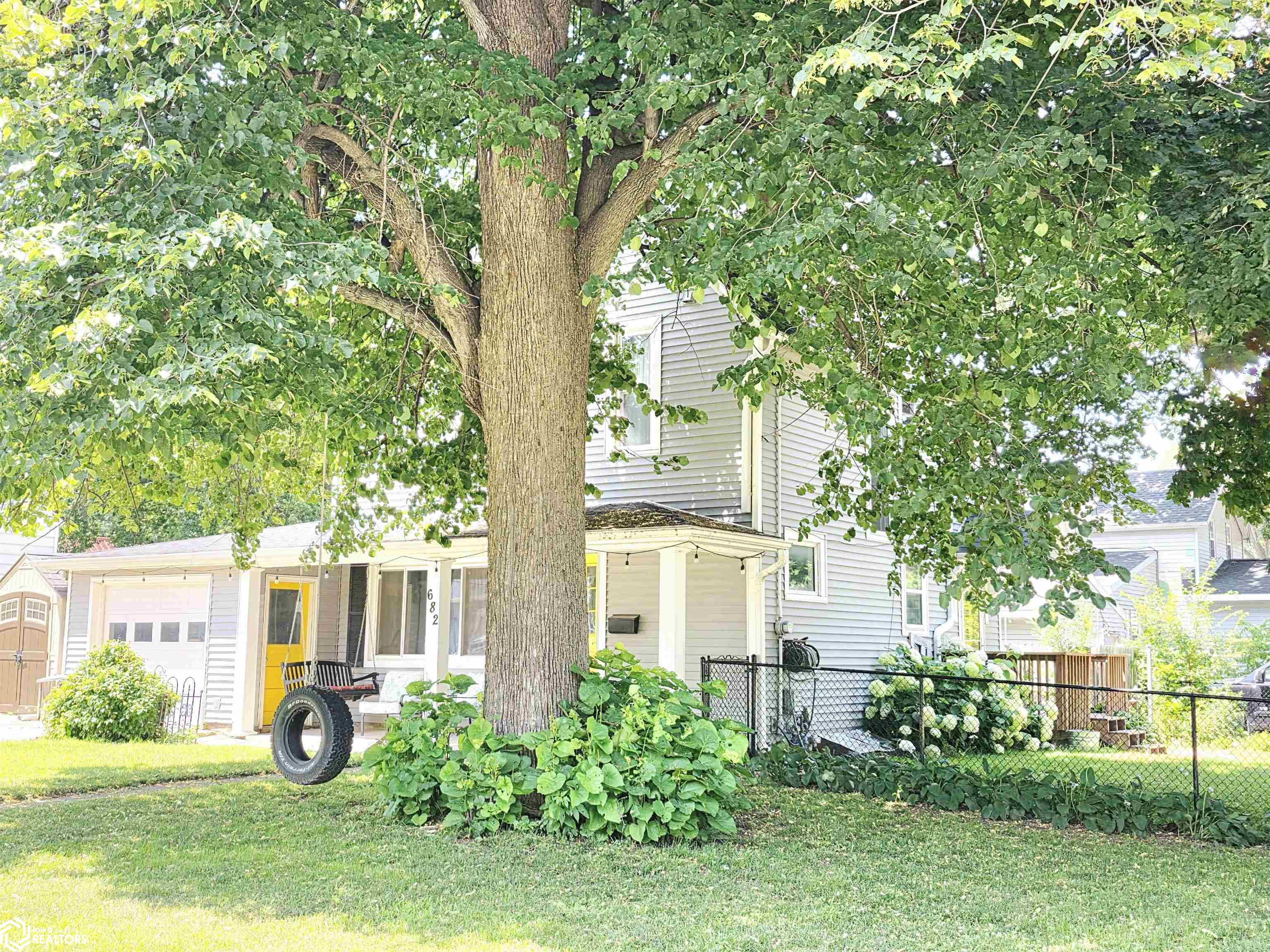 682 3rd Street, Mason City, Iowa image 36