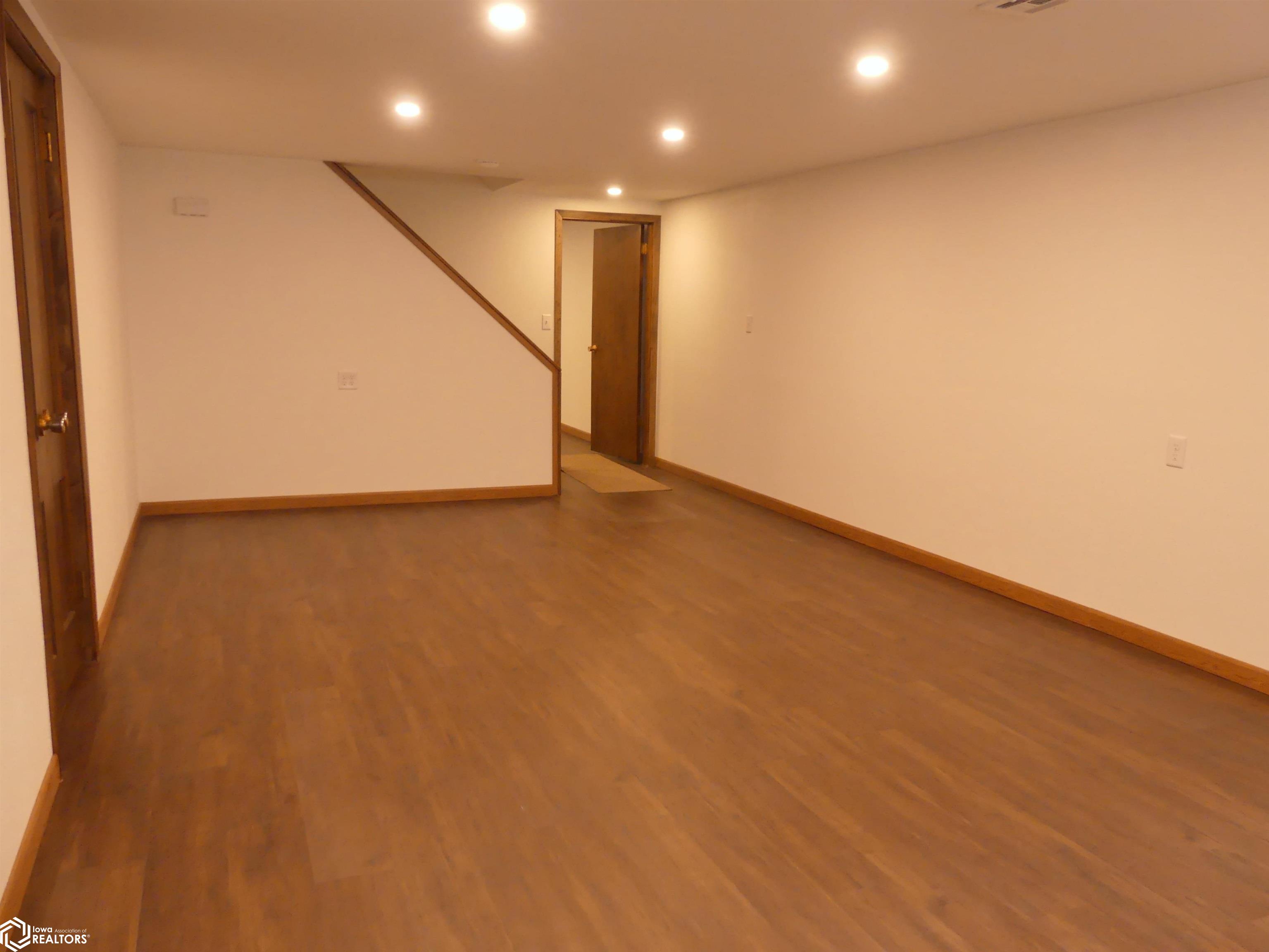 502 S Walnut Street, Carroll, Iowa image 34