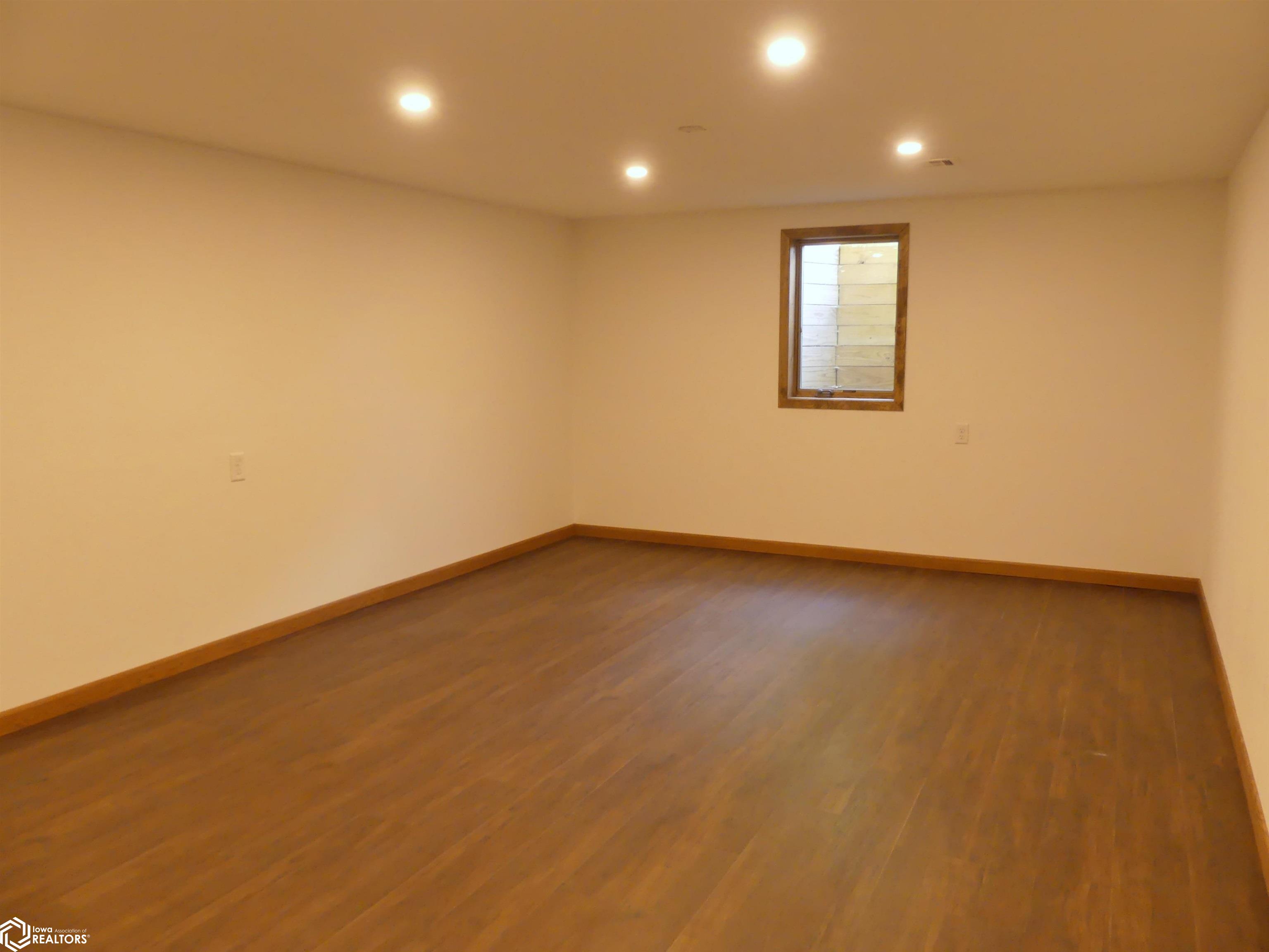 502 S Walnut Street, Carroll, Iowa image 35
