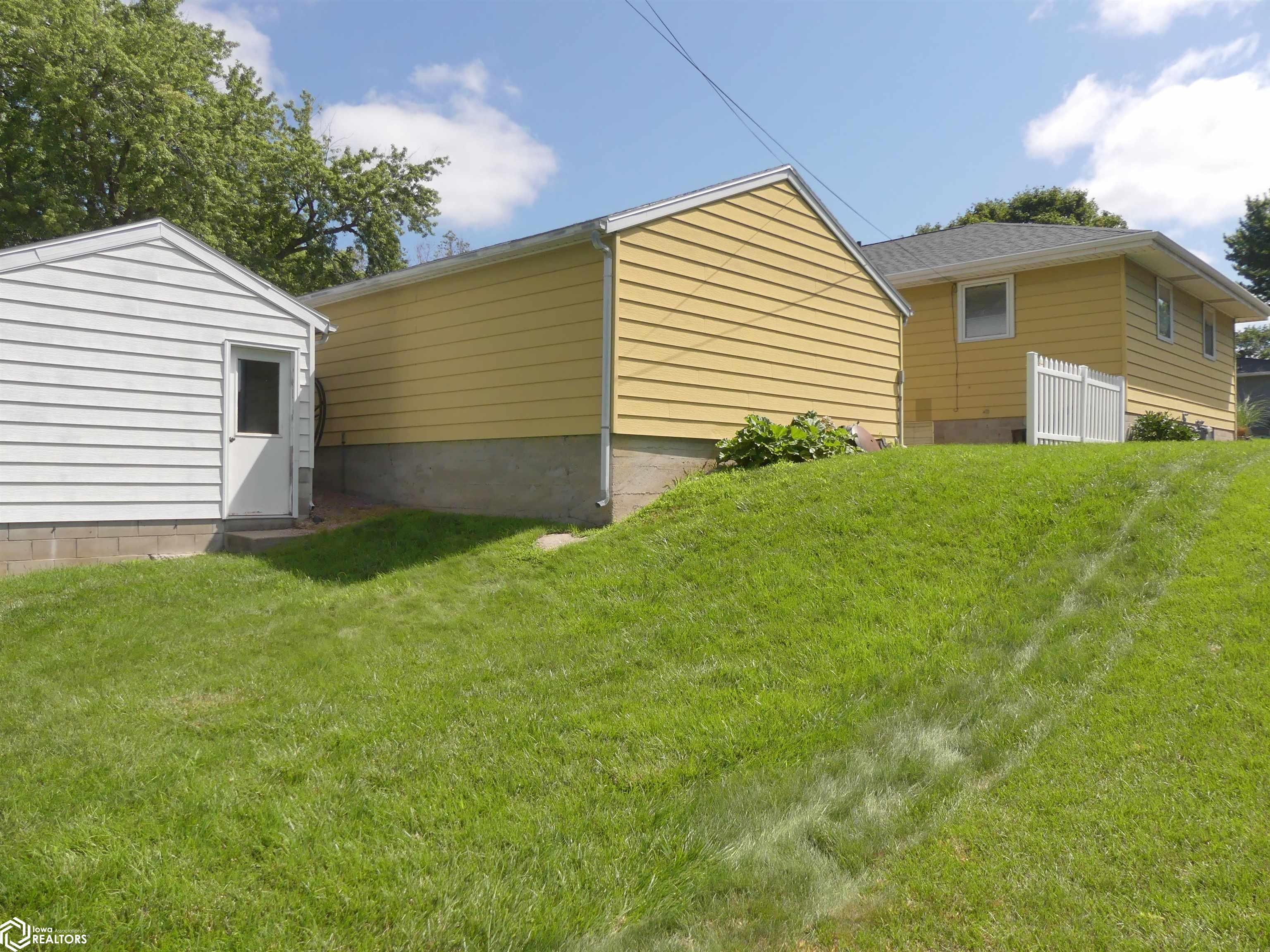 502 S Walnut Street, Carroll, Iowa image 50