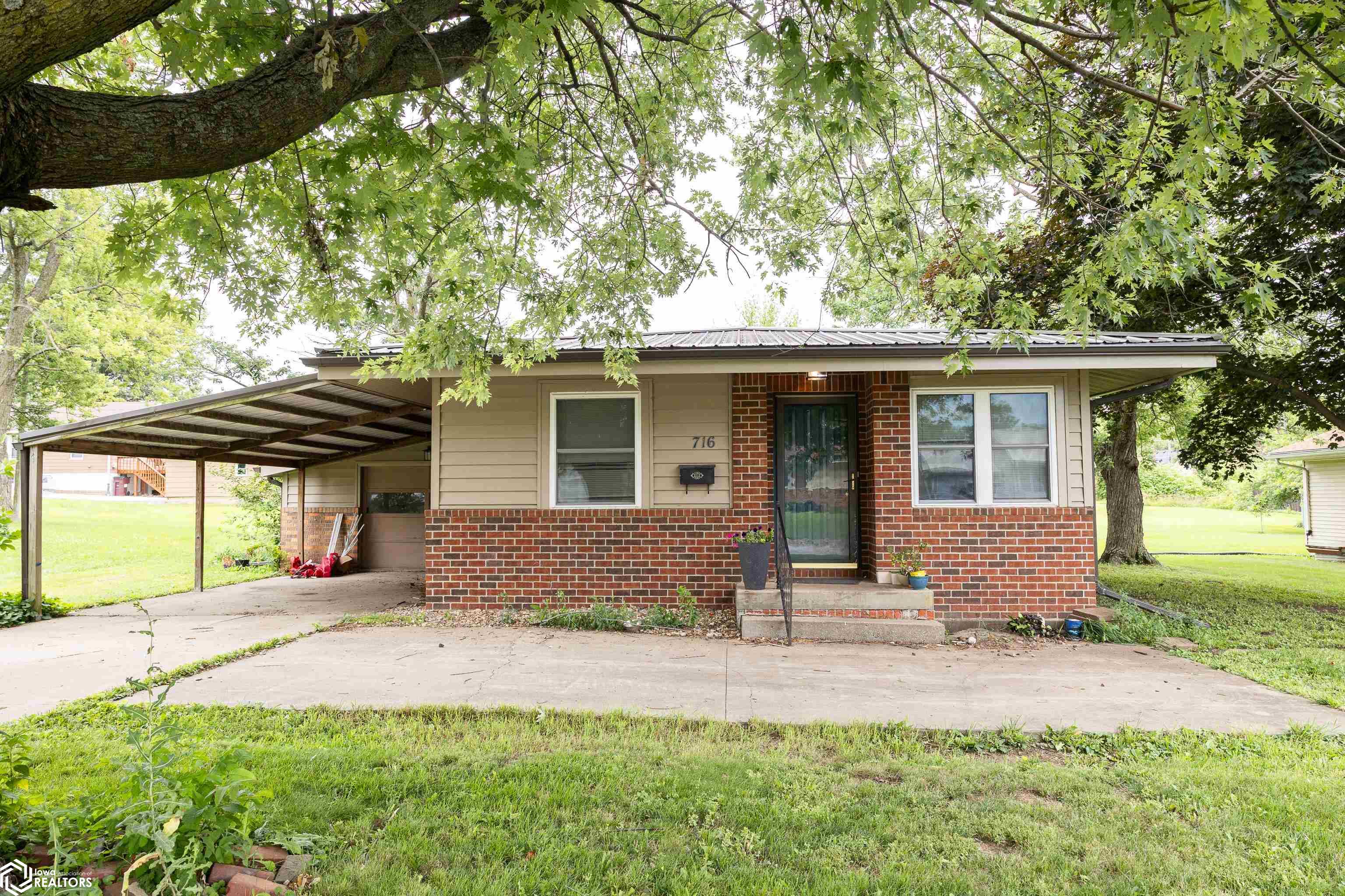 716 Ilion Avenue, Chariton, Iowa image 1