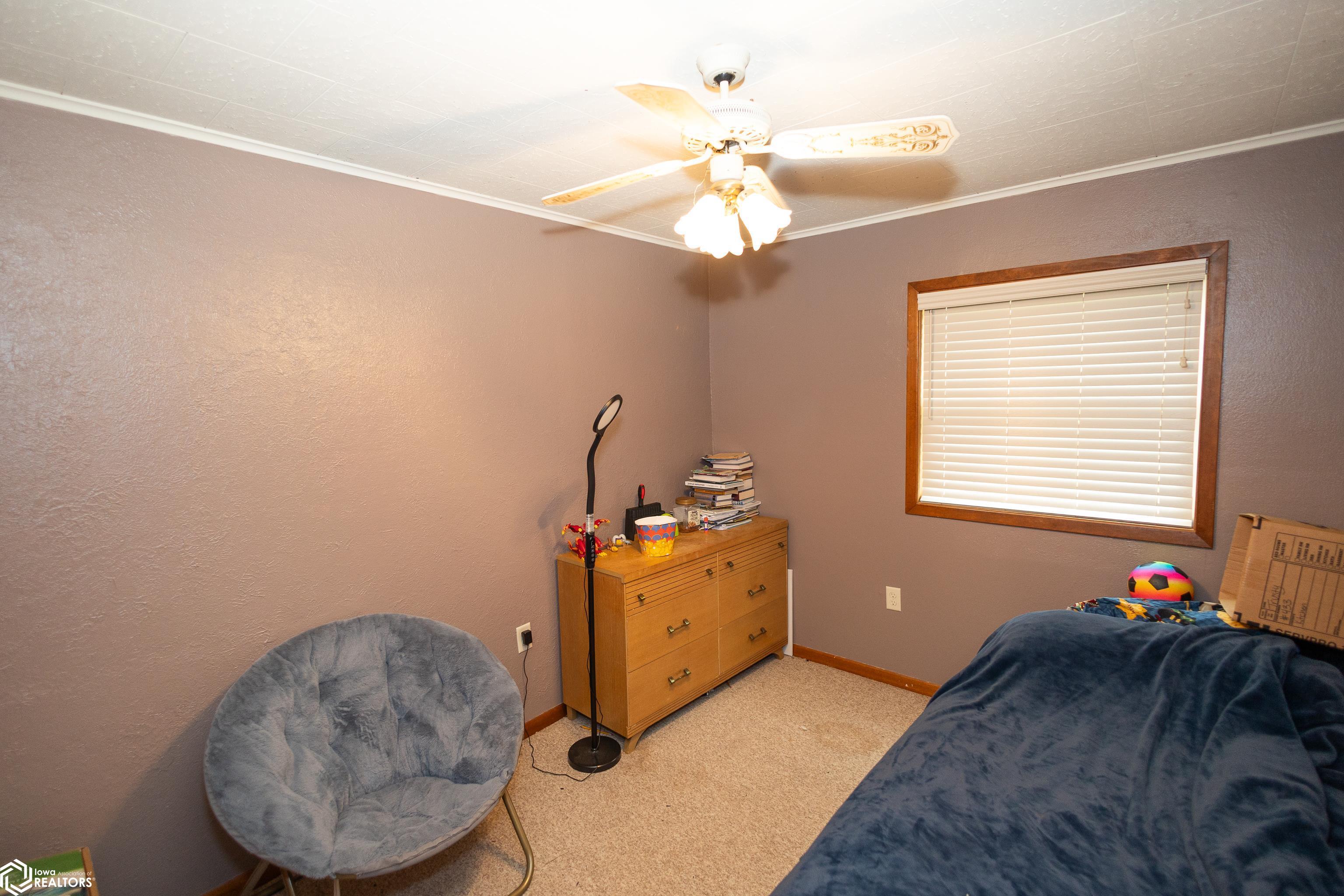 716 Ilion Avenue, Chariton, Iowa image 8