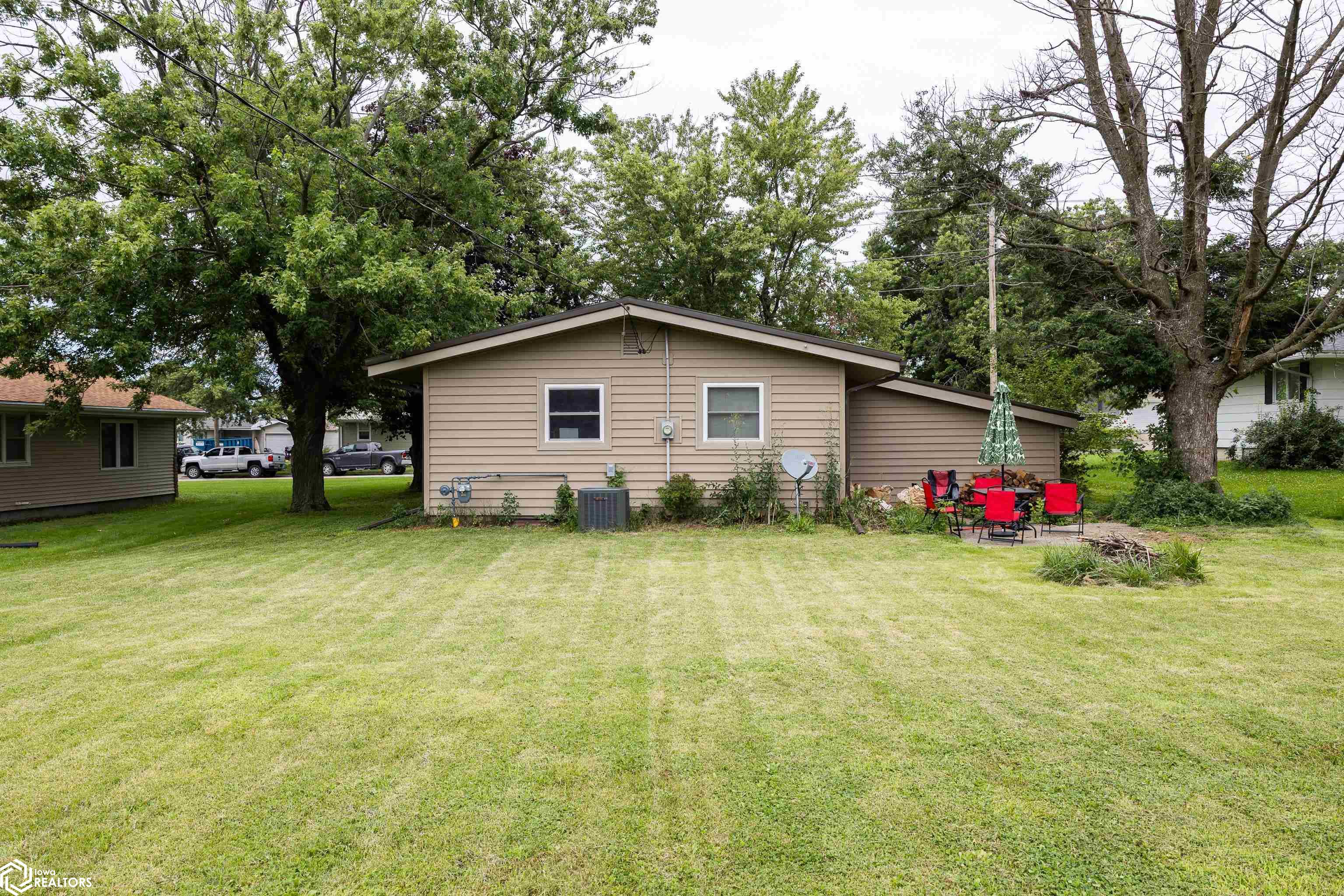 716 Ilion Avenue, Chariton, Iowa image 10