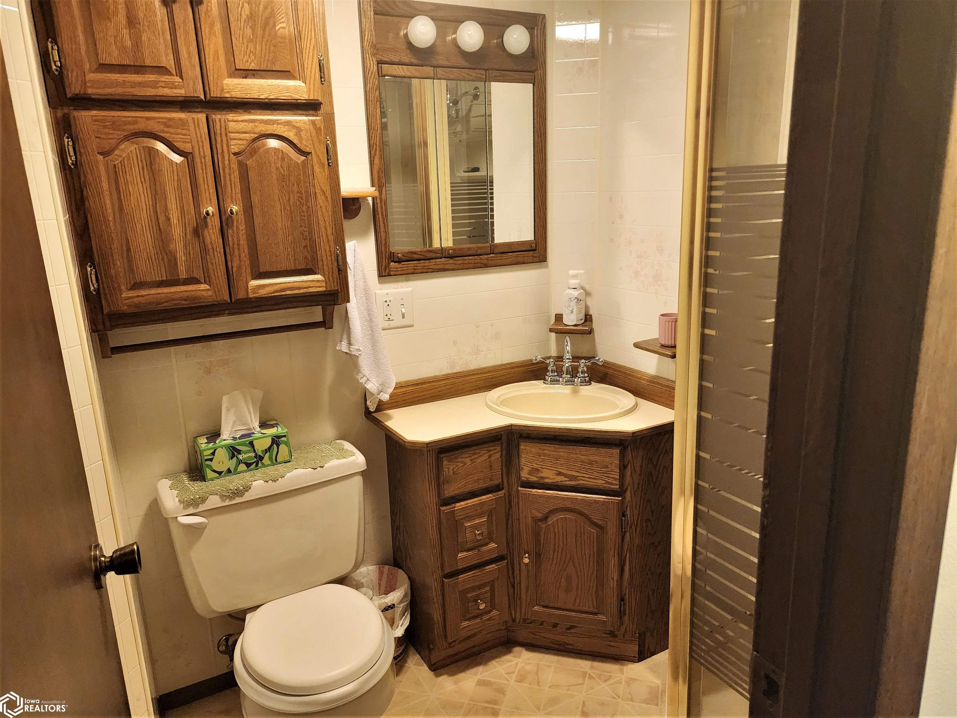 908 N Wooster Street, Algona, Iowa image 18